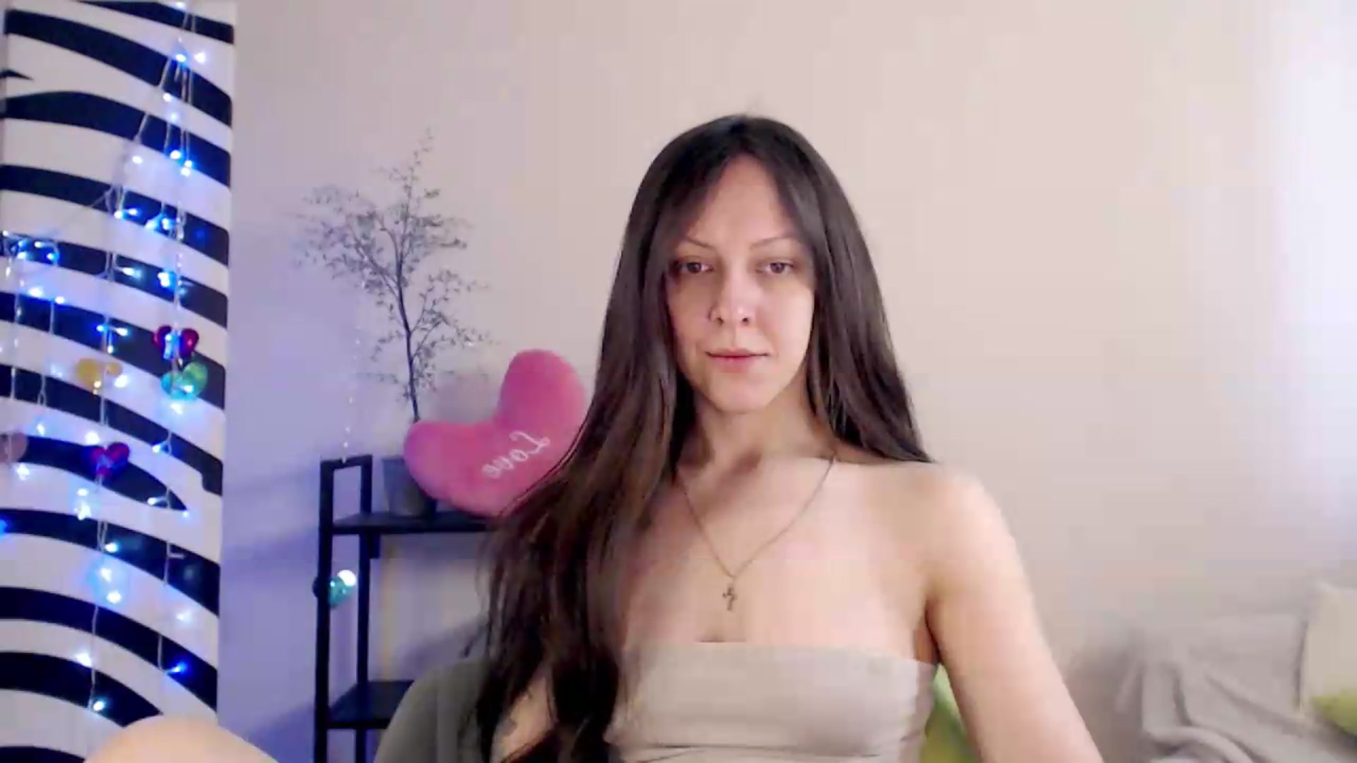 Gallery image thumbnail from BareflySi's myfreecams stream on, 08/18/2026, 09:20 image 7 of 20