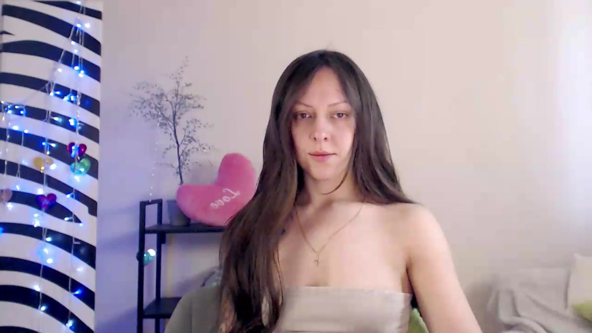 Gallery image thumbnail from BareflySi's myfreecams stream on, 08/18/2026, 09:20 image 11 of 20