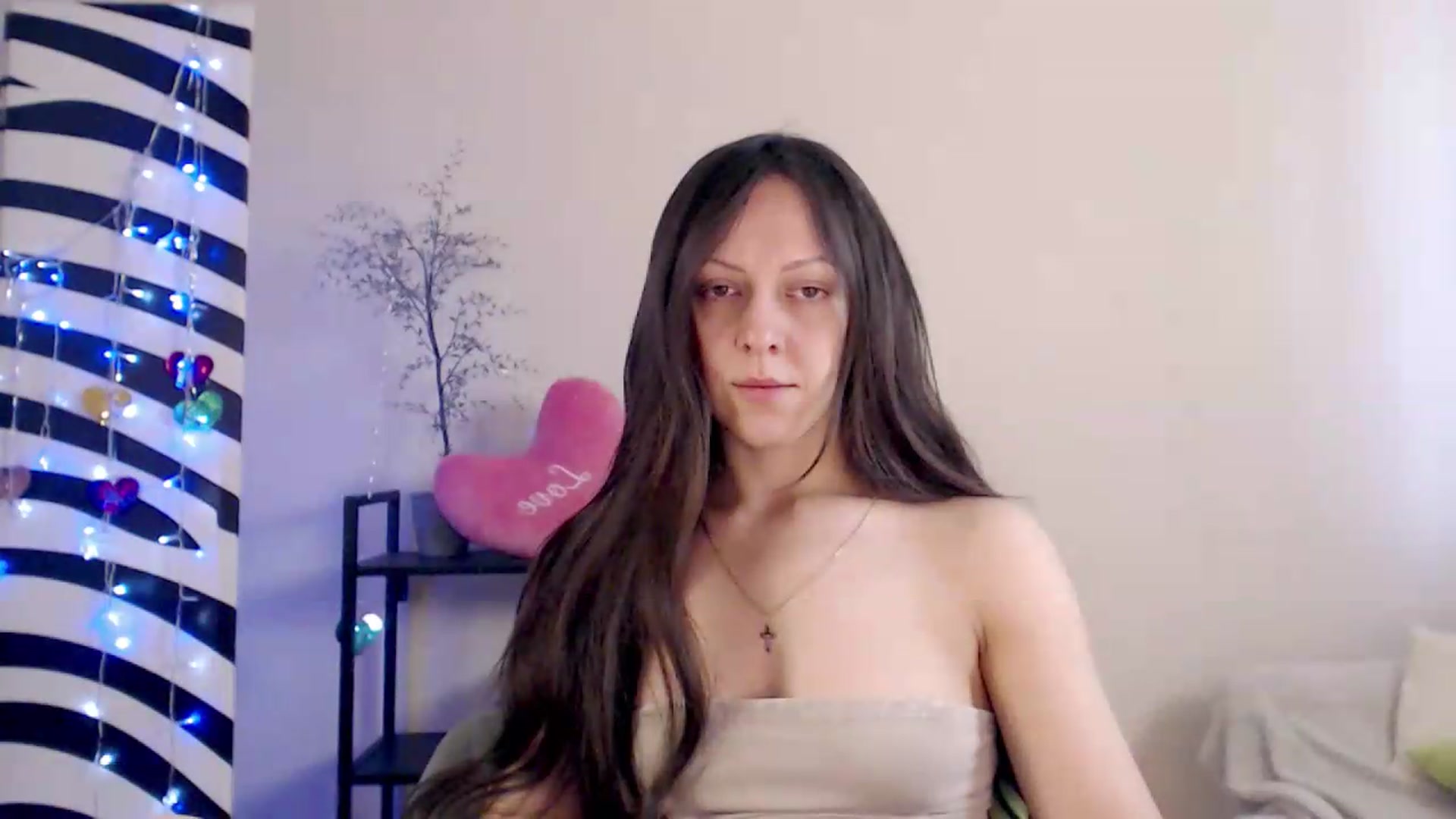 Gallery image thumbnail from BareflySi's myfreecams stream on, 08/18/2026, 09:20 image 16 of 20