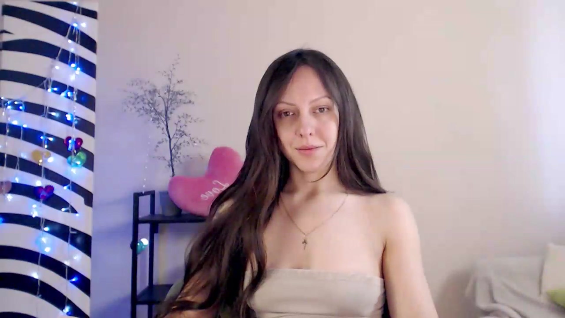 Gallery image thumbnail from BareflySi's myfreecams stream on, 08/18/2026, 09:20 image 15 of 20