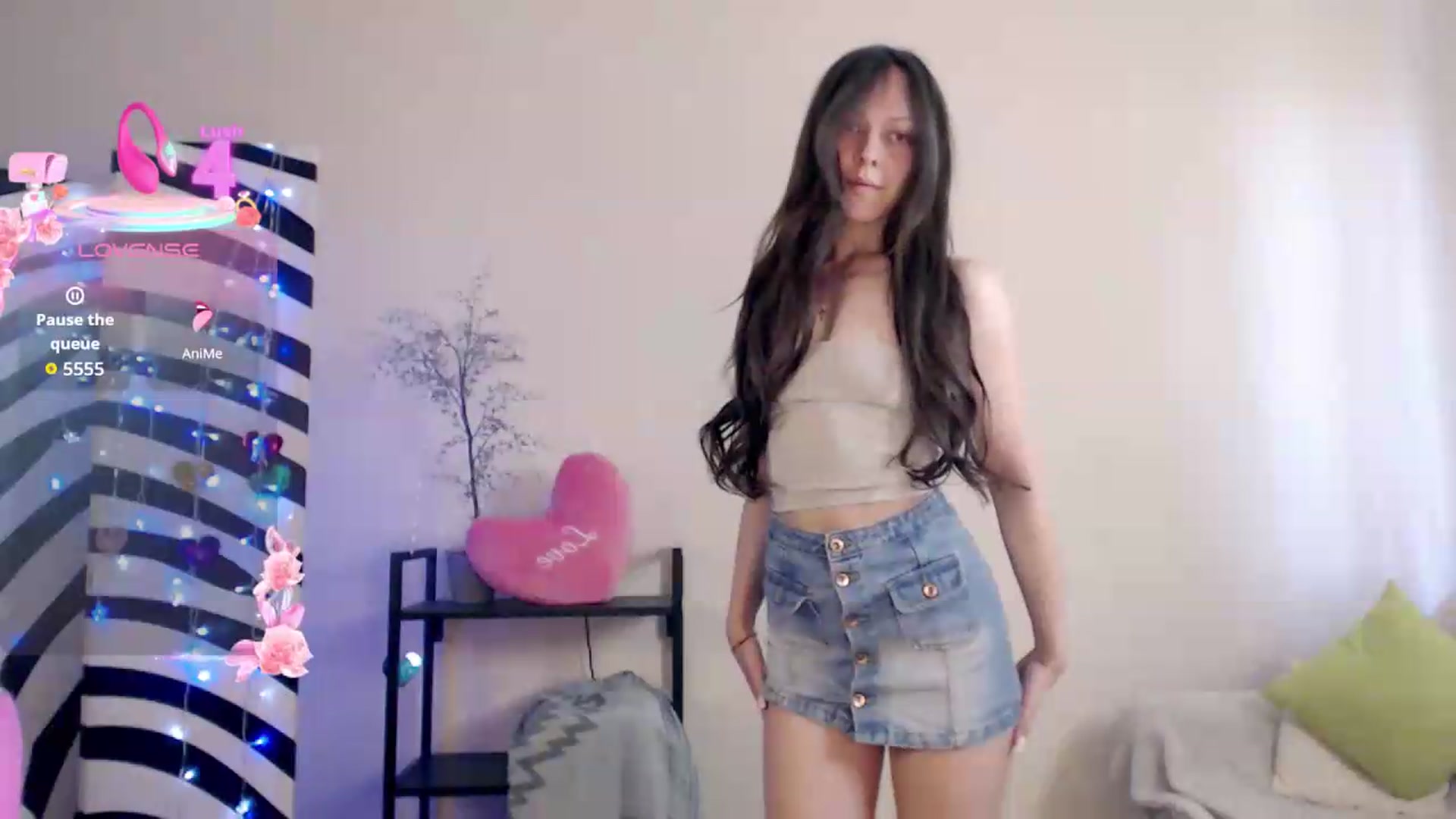 Gallery image thumbnail from BareflySi's myfreecams stream on, 08/18/2026, 10:30 image 9 of 20