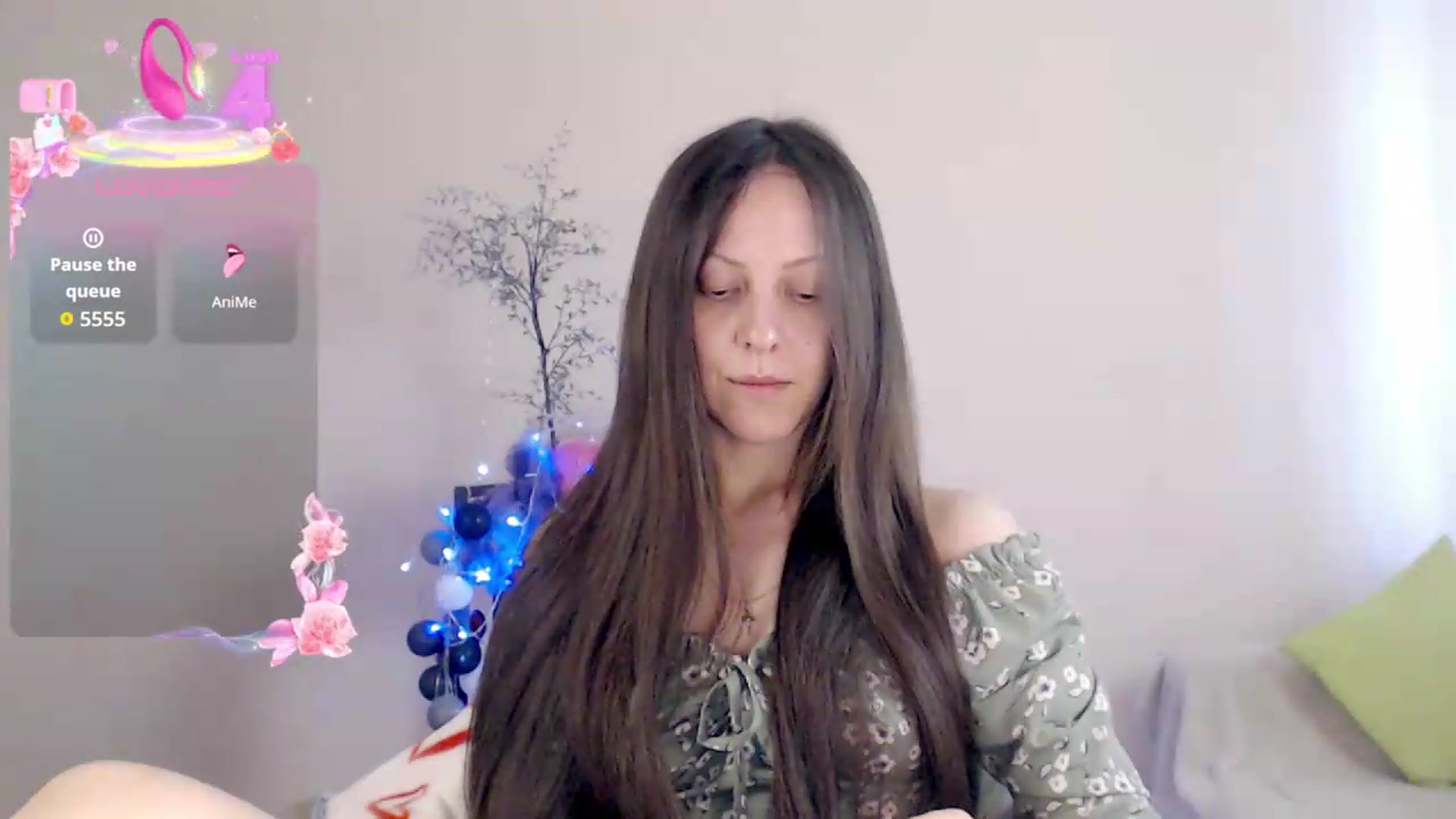 Gallery image thumbnail from BareflySi's myfreecams stream on, 08/20/2026, 12:31 image 3 of 20