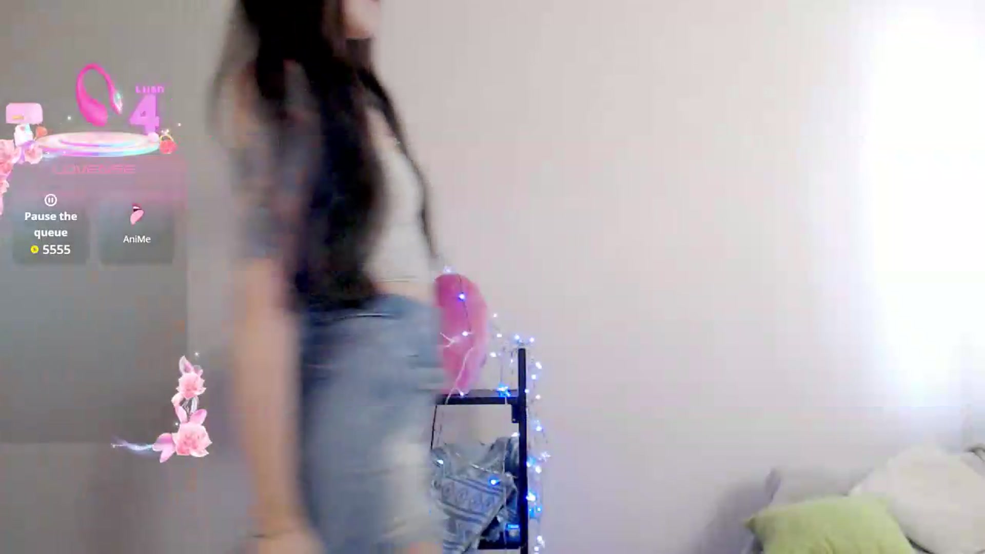 Gallery image thumbnail from BareflySi's myfreecams stream on, 08/25/2026, 12:35 image 19 of 20
