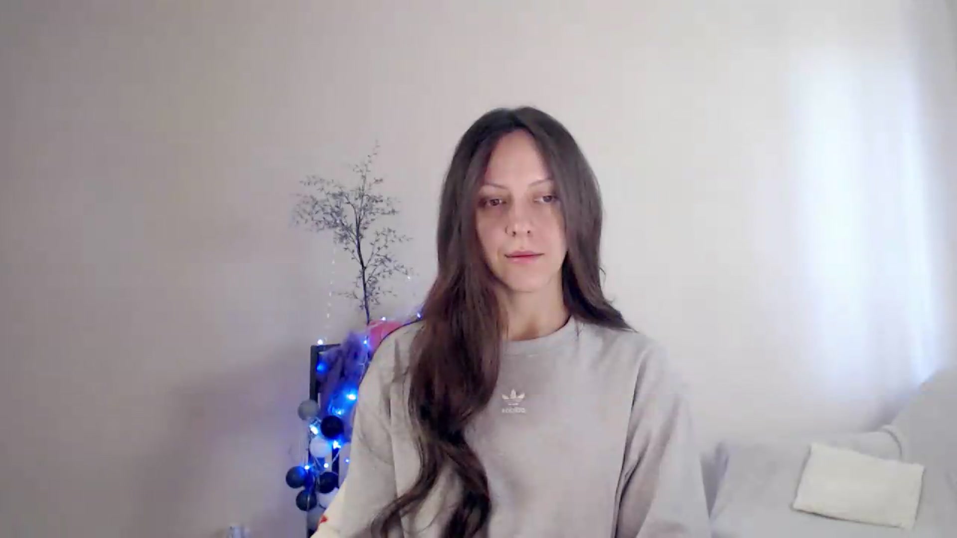 Gallery image thumbnail from BareflySi's myfreecams stream on, 08/31/2026, 09:59 image 10 of 20