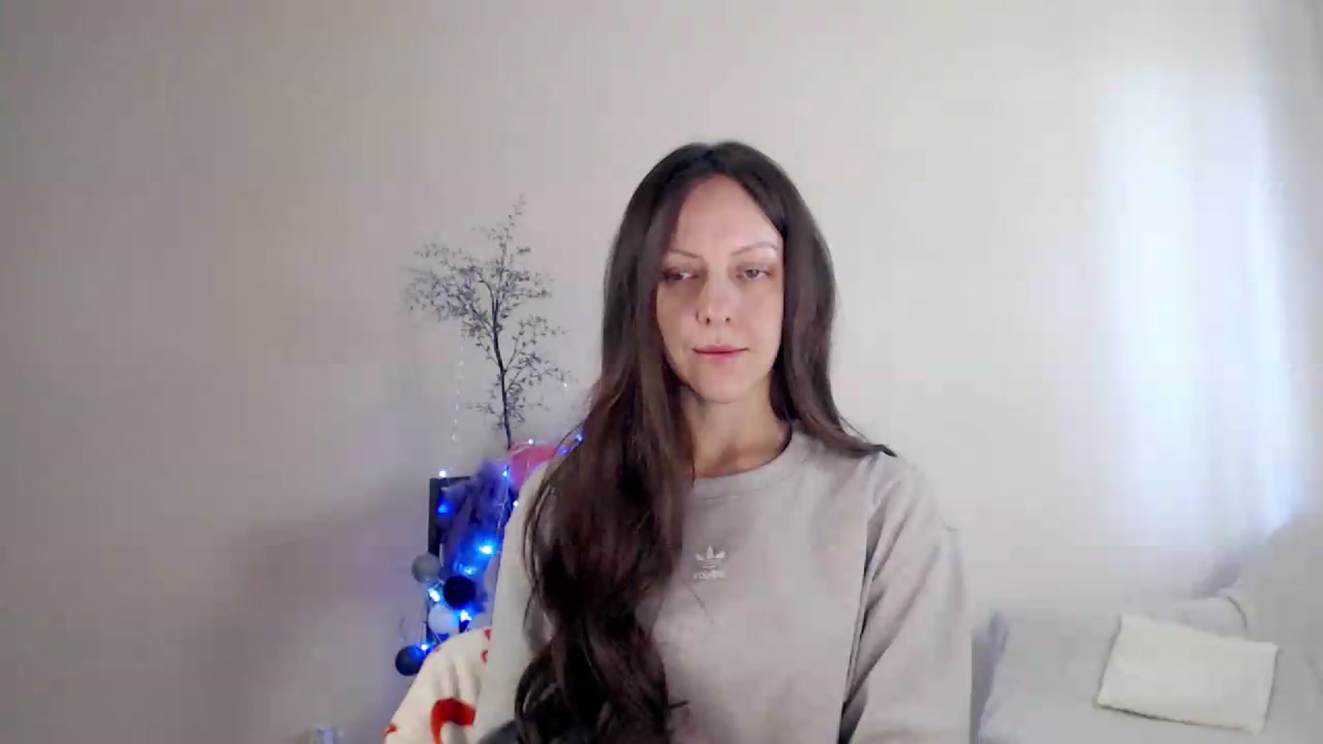 Gallery image thumbnail from BareflySi's myfreecams stream on, 08/31/2026, 09:59 image 18 of 20