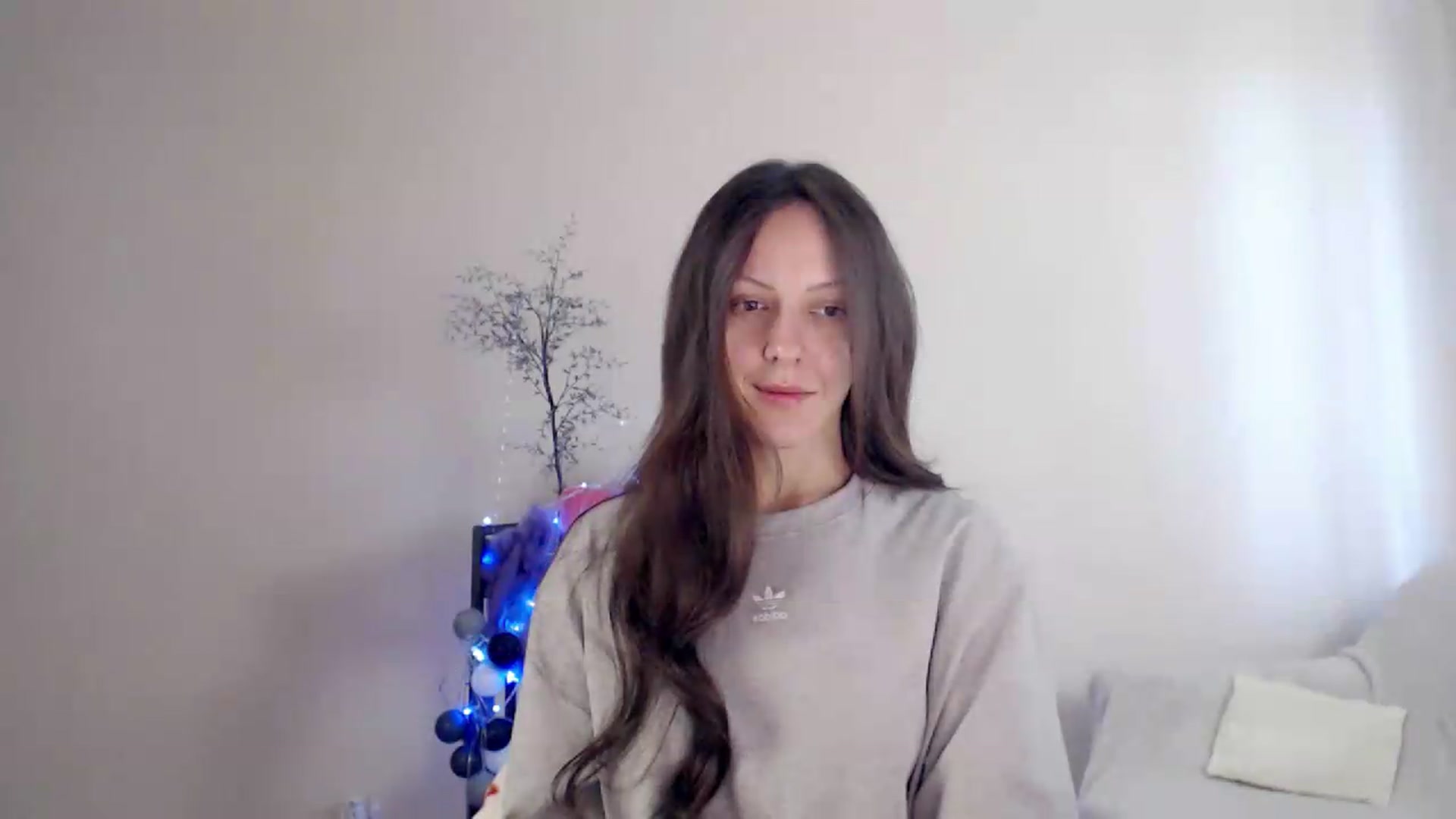 Gallery image thumbnail from BareflySi's myfreecams stream on, 08/31/2026, 09:59 image 8 of 20