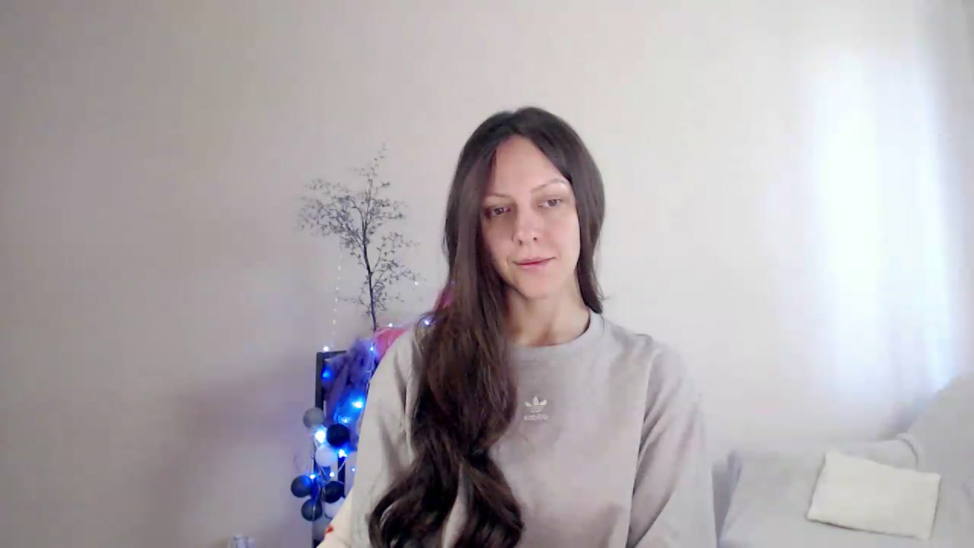 Gallery image thumbnail from BareflySi's myfreecams stream on, 08/31/2026, 09:59 image 14 of 20