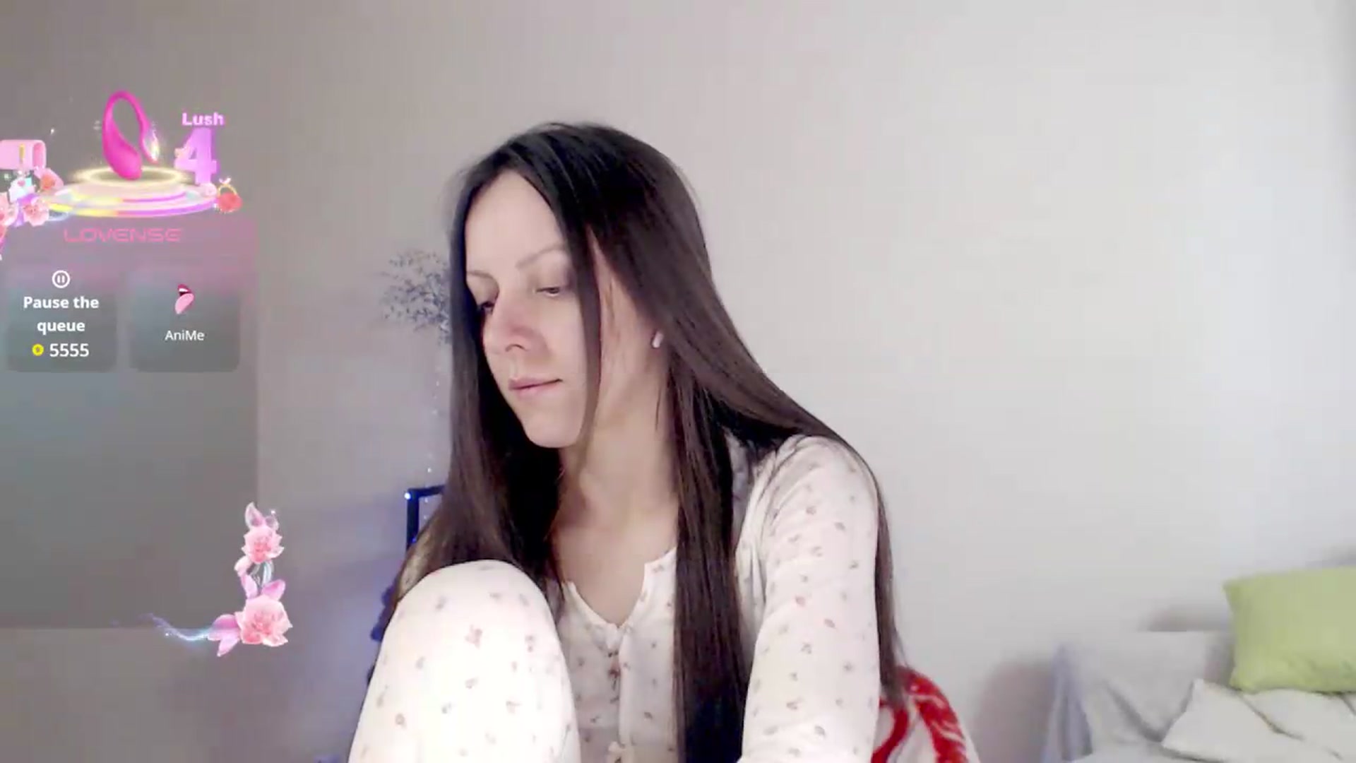 Gallery image thumbnail from BareflySi's myfreecams stream on, 09/15/2026, 13:03 image 6 of 20
