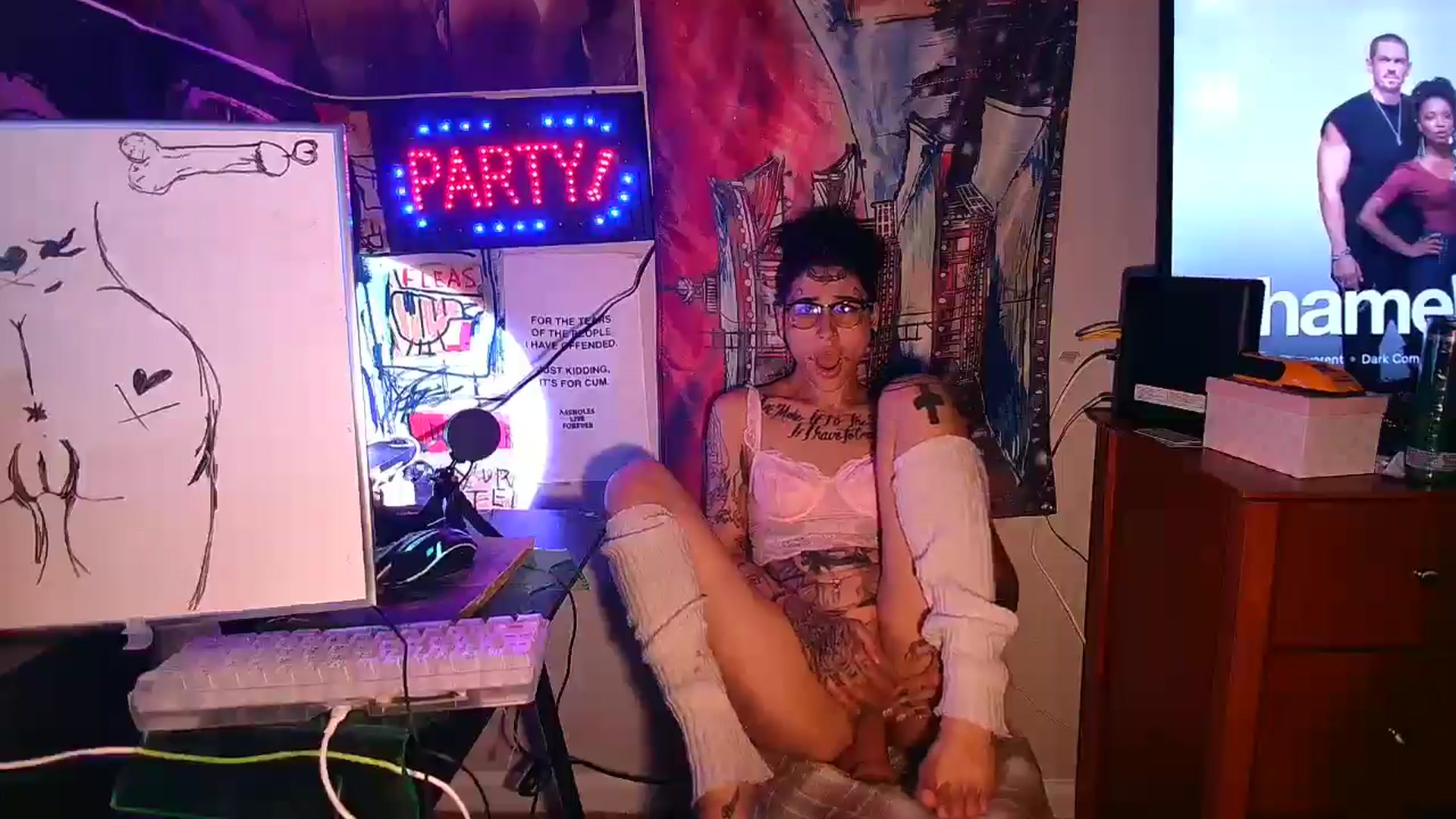 Gallery image thumbnail from BashXbunny's myfreecams stream on, 08/27/2024, 11:04 image 16 of 20