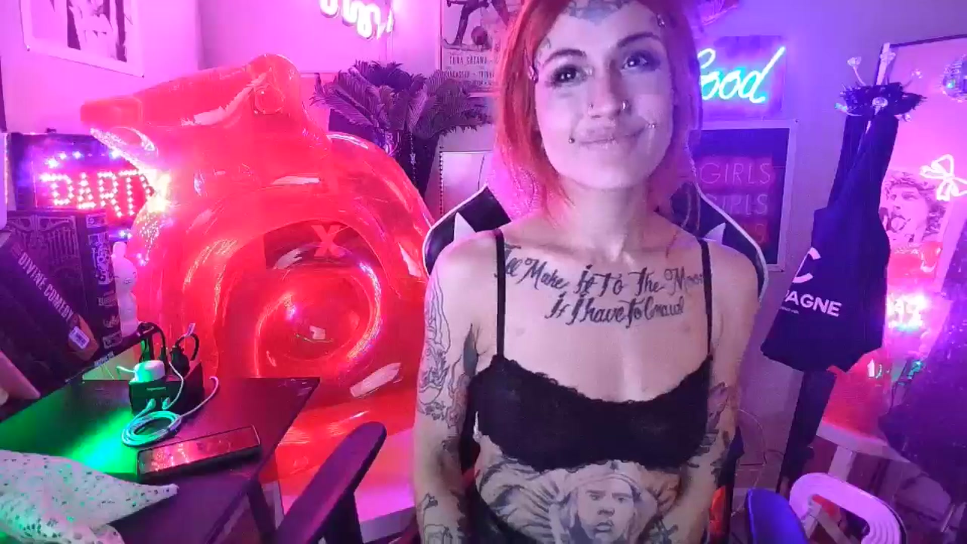 Gallery image thumbnail from BashXbunny's myfreecams stream on, 08/30/2024, 08:20 image 17 of 20