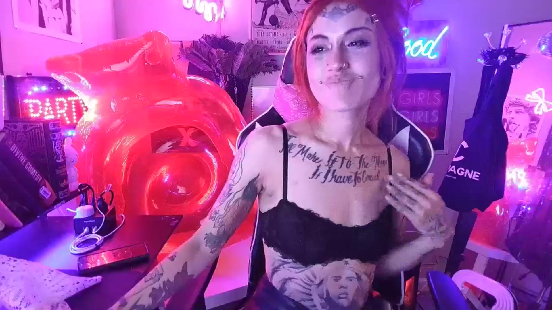 Gallery image thumbnail from BashXbunny's myfreecams stream on, 08/30/2024, 08:20 image 19 of 20