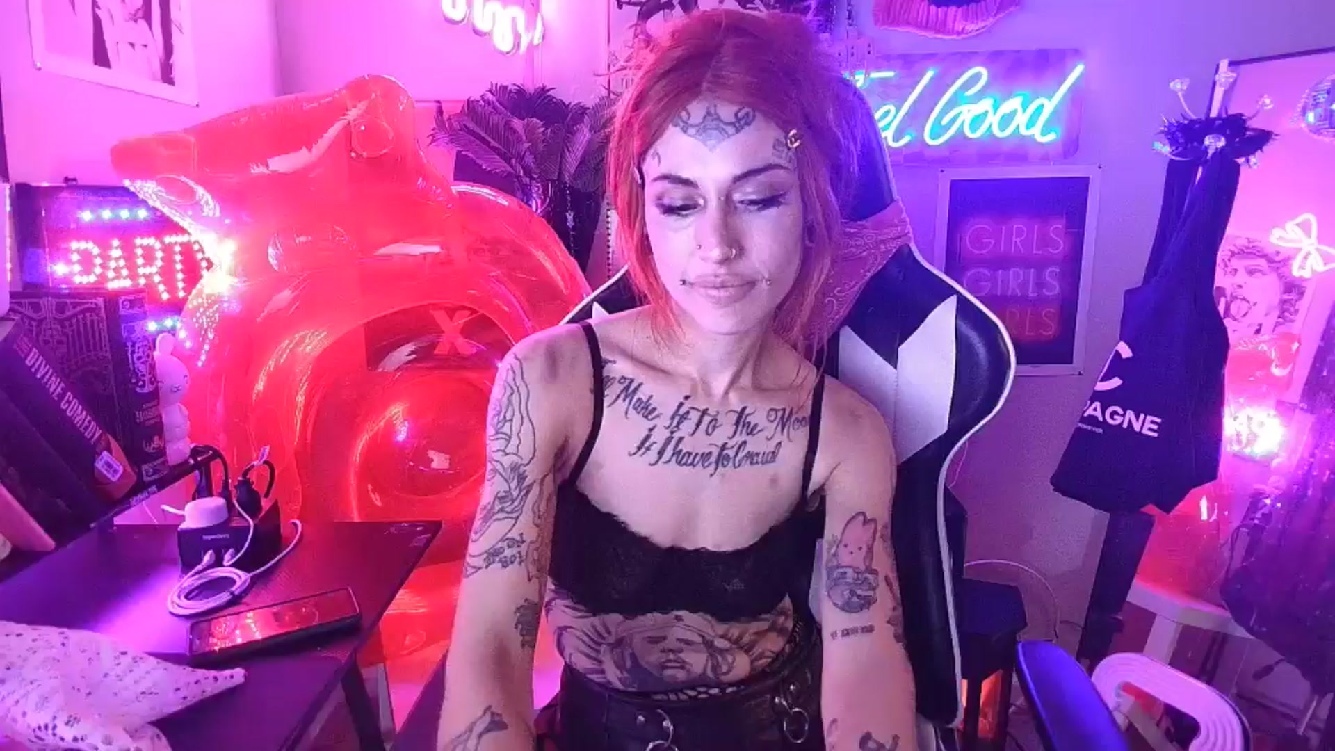 Gallery image thumbnail from BashXbunny's myfreecams stream on, 08/30/2024, 08:20 image 15 of 20