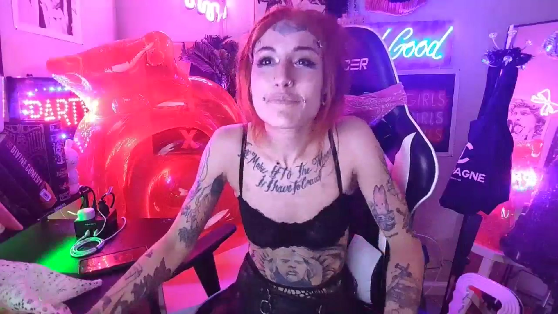 Gallery image thumbnail from BashXbunny's myfreecams stream on, 08/30/2024, 08:20 image 16 of 20