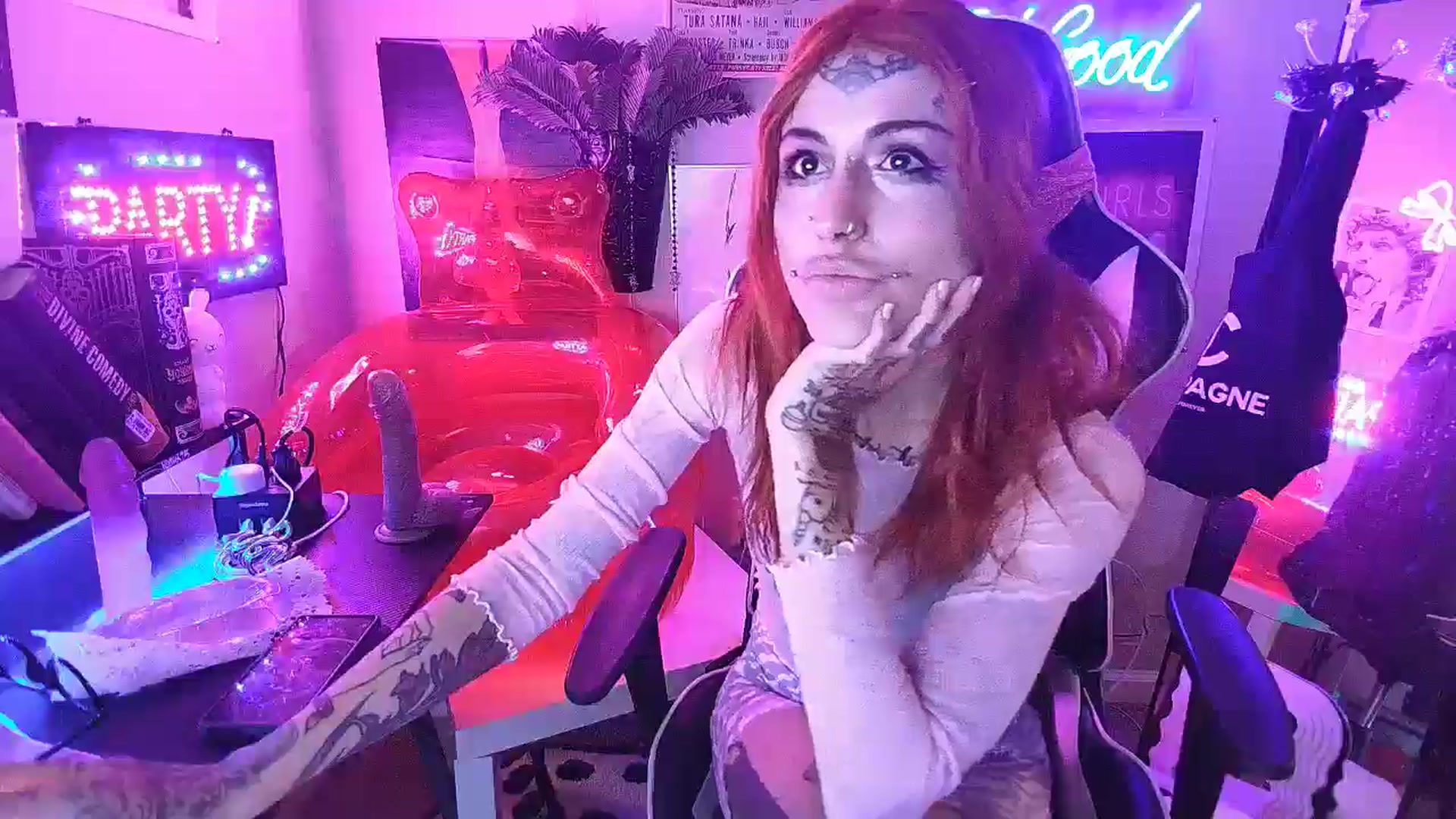 Gallery image thumbnail from BashXbunny's myfreecams stream on, 08/30/2024, 08:54 image 7 of 20