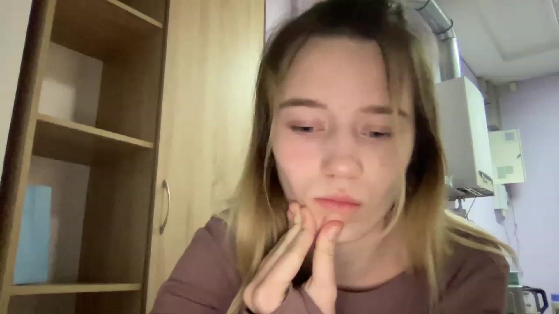 Gallery image thumbnail from Bayraktarka's myfreecams stream on, 12/09/2022, 14:47 image 15 of 20