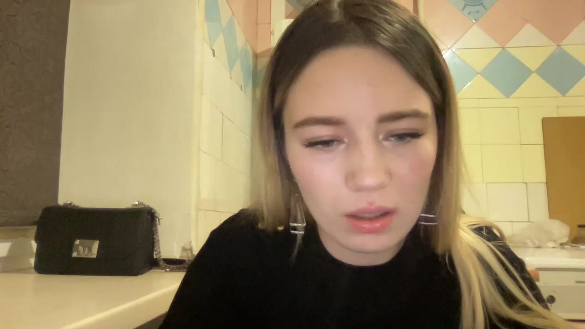 Gallery image thumbnail from Bayraktarka's myfreecams stream on, 12/23/2022, 16:39 image 7 of 20
