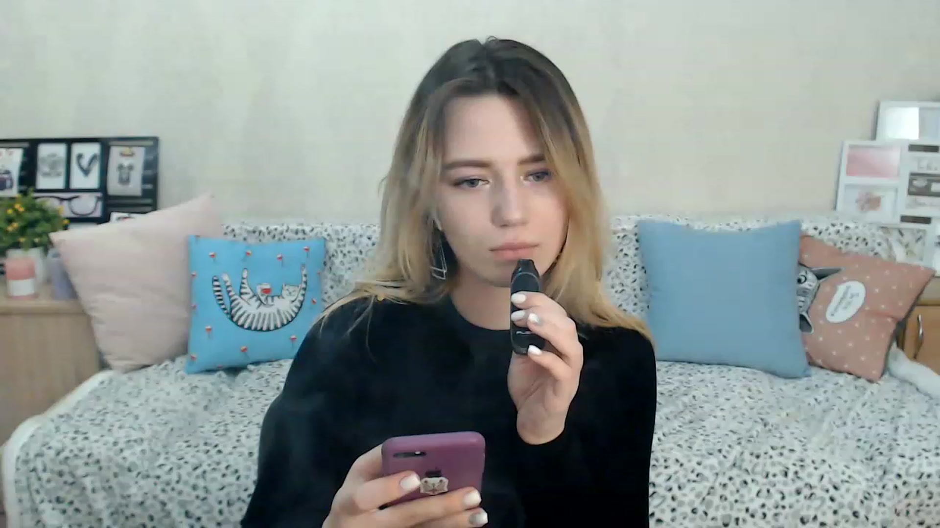 Gallery image thumbnail from Bayraktarka's myfreecams stream on, 12/24/2022, 15:23 image 15 of 20