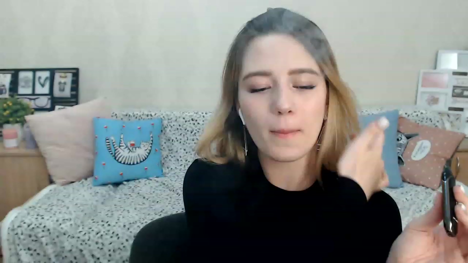 Gallery image thumbnail from Bayraktarka's myfreecams stream on, 12/24/2022, 15:23 image 9 of 20