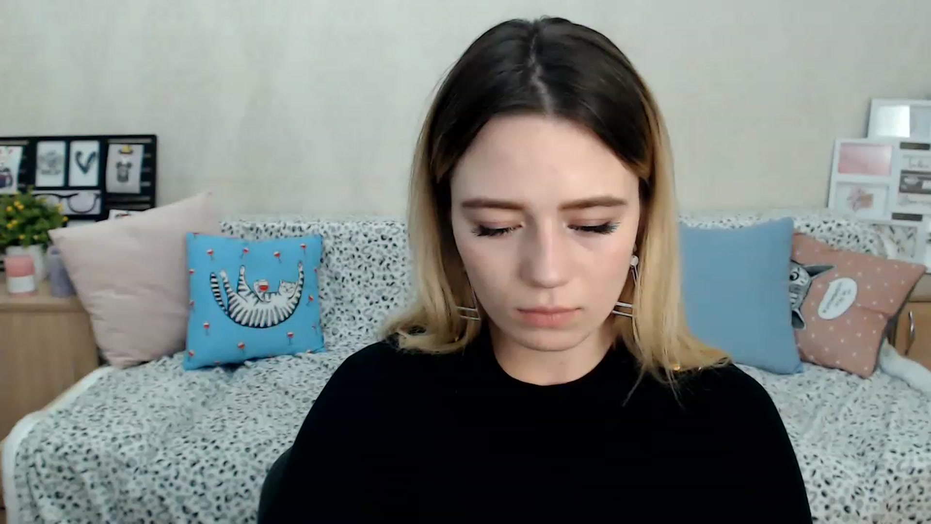 Gallery image thumbnail from Bayraktarka's myfreecams stream on, 12/24/2022, 15:23 image 8 of 20