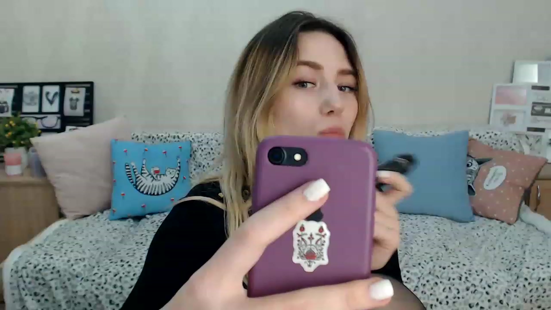 Gallery image thumbnail from Bayraktarka's myfreecams stream on, 12/24/2022, 16:16 image 3 of 20