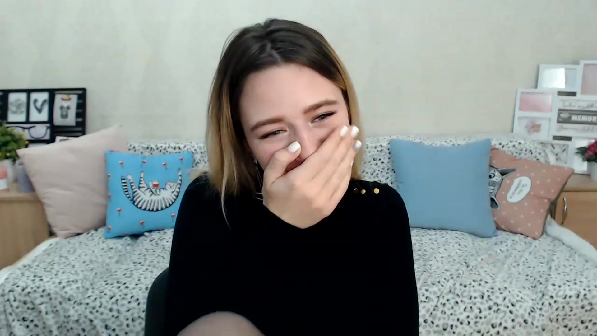 Gallery image thumbnail from Bayraktarka's myfreecams stream on, 12/24/2022, 16:16 image 20 of 20