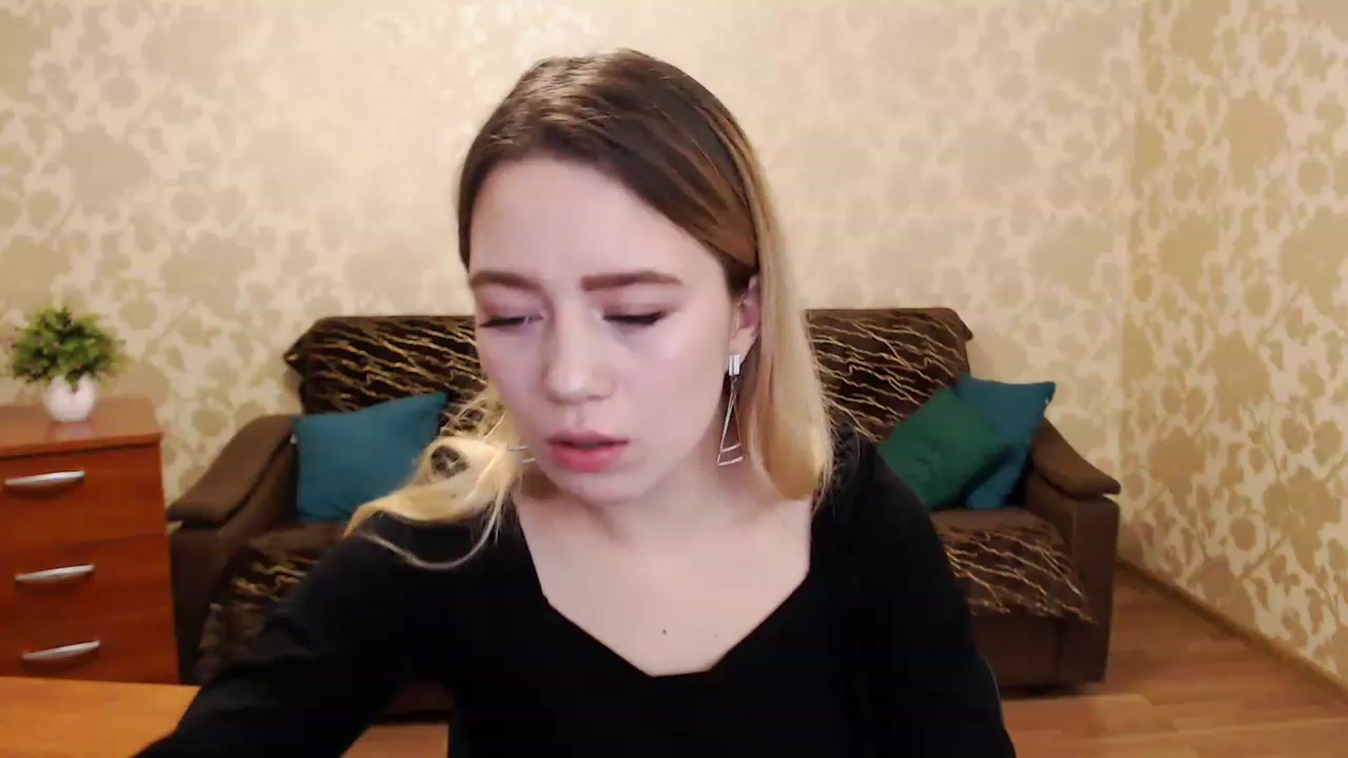 Gallery image thumbnail from Bayraktarka's myfreecams stream on, 12/26/2022, 08:35 image 2 of 20
