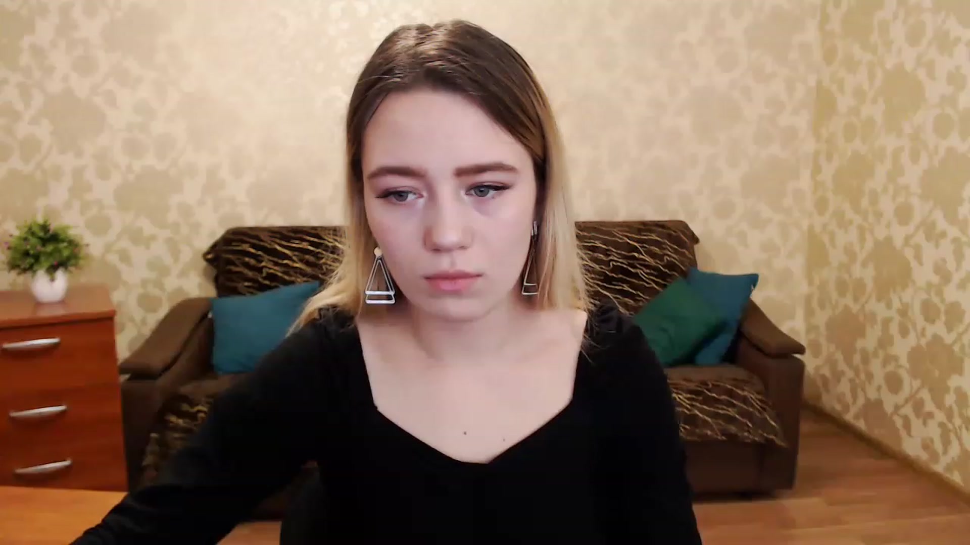 Gallery image thumbnail from Bayraktarka's myfreecams stream on, 12/26/2022, 08:35 image 10 of 20