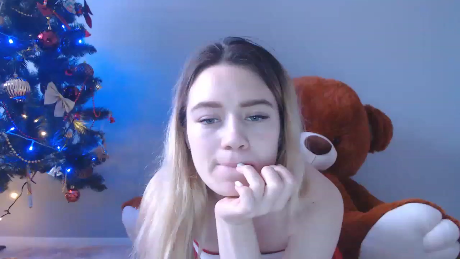 Gallery image thumbnail from Bayraktarka's myfreecams stream on, 12/28/2022, 11:37 image 11 of 20
