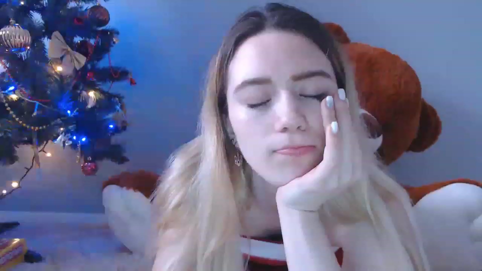 Gallery image thumbnail from Bayraktarka's myfreecams stream on, 12/28/2022, 11:37 image 4 of 20