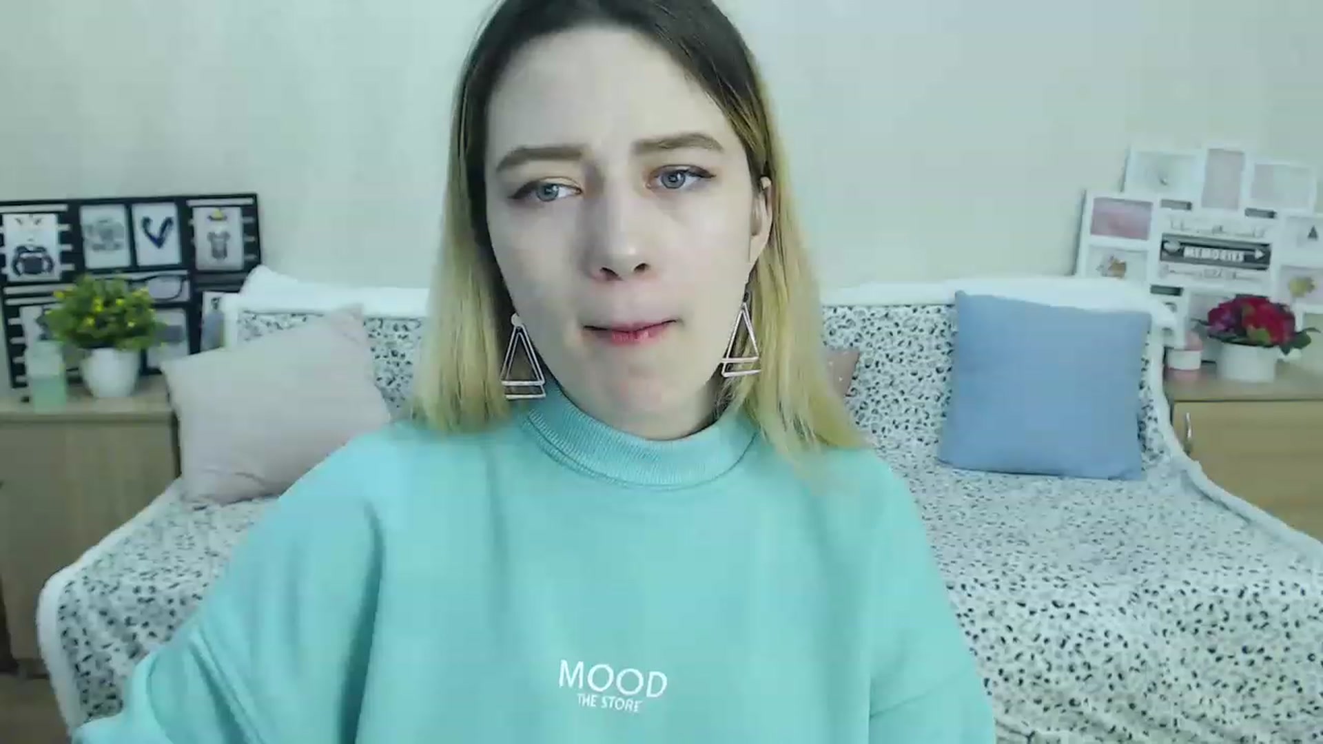 Gallery image thumbnail from Bayraktarka's myfreecams stream on, 01/15/2023, 16:03 image 7 of 20