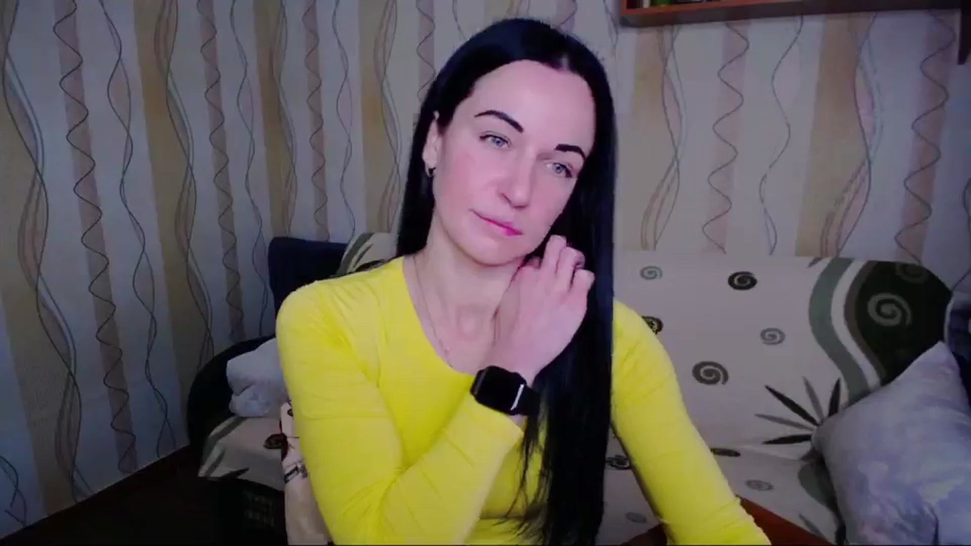 Gallery image thumbnail from BbEll's myfreecams stream on, 01/17/2025, 06:06 image 15 of 20