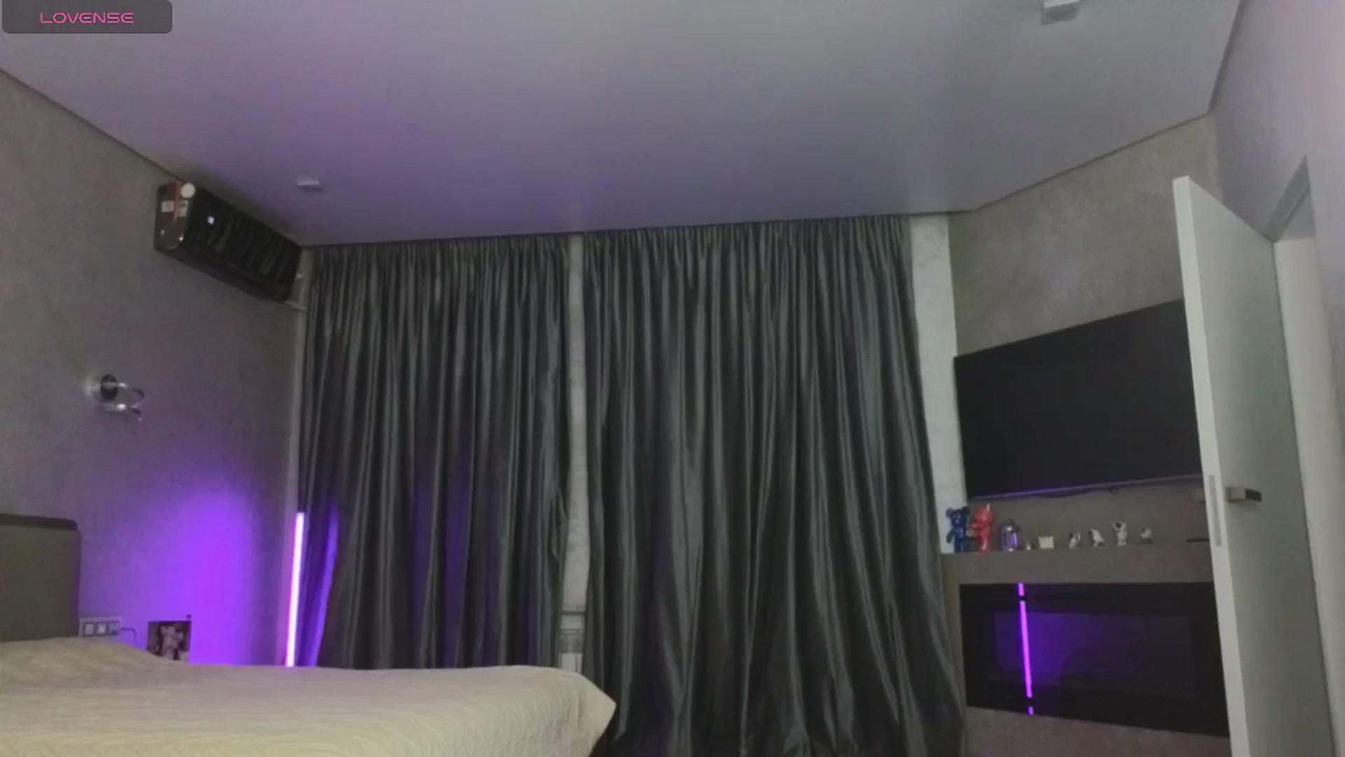 Gallery image thumbnail from BbGirlK_'s myfreecams stream on, 10/21/2025, 18:26 image 16 of 20