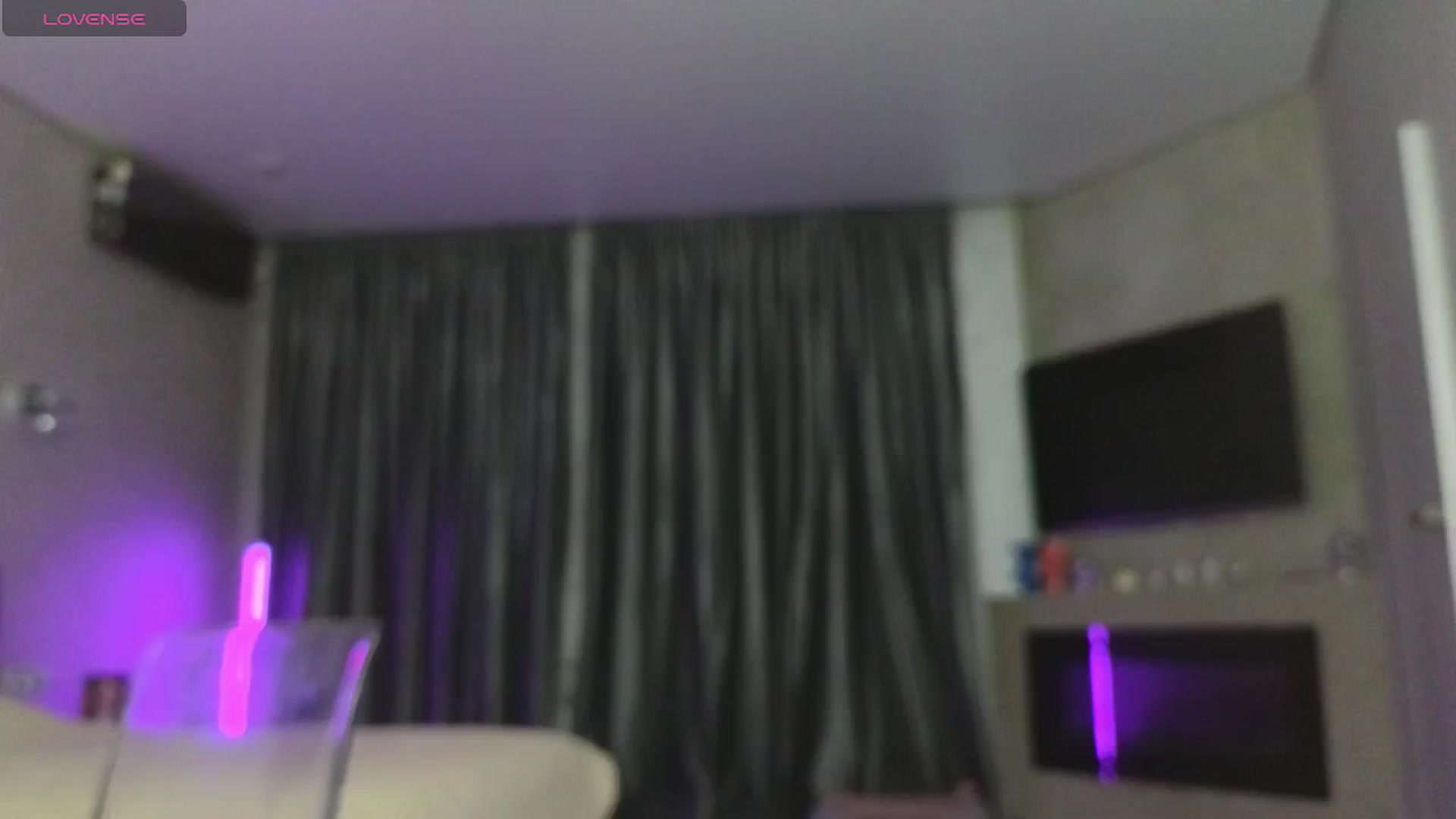 Gallery image thumbnail from BbGirlK_'s myfreecams stream on, 10/24/2025, 17:02 image 2 of 20