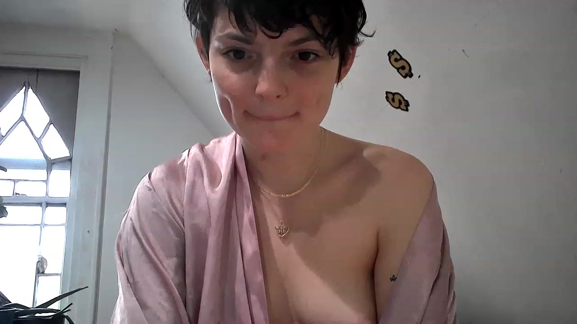 Gallery image thumbnail from Bb_Clover's myfreecams stream on, 02/09/2023, 18:31 image 14 of 20