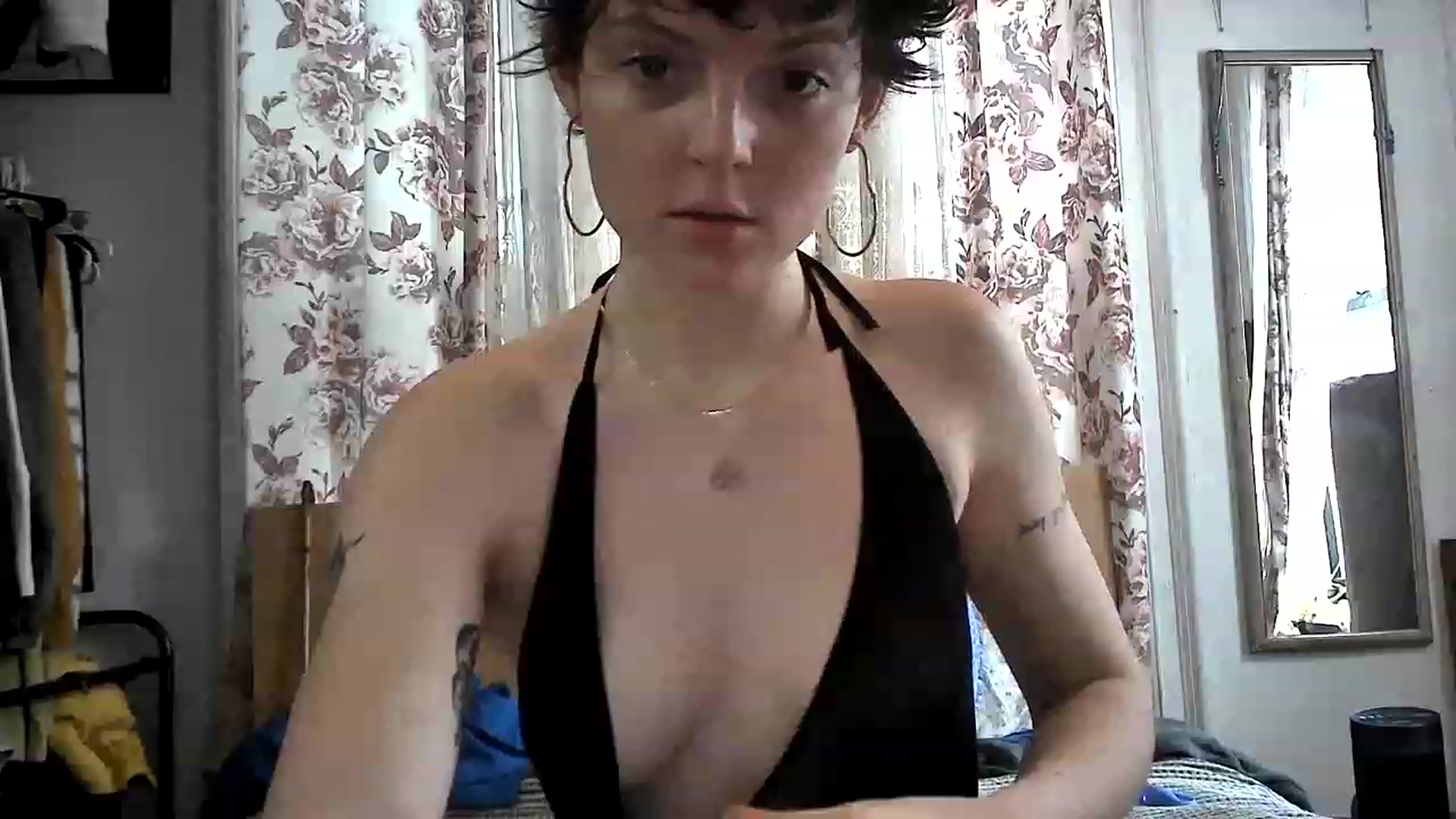 Gallery image thumbnail from Bb_Clover's myfreecams stream on, 02/28/2023, 19:26 image 10 of 20