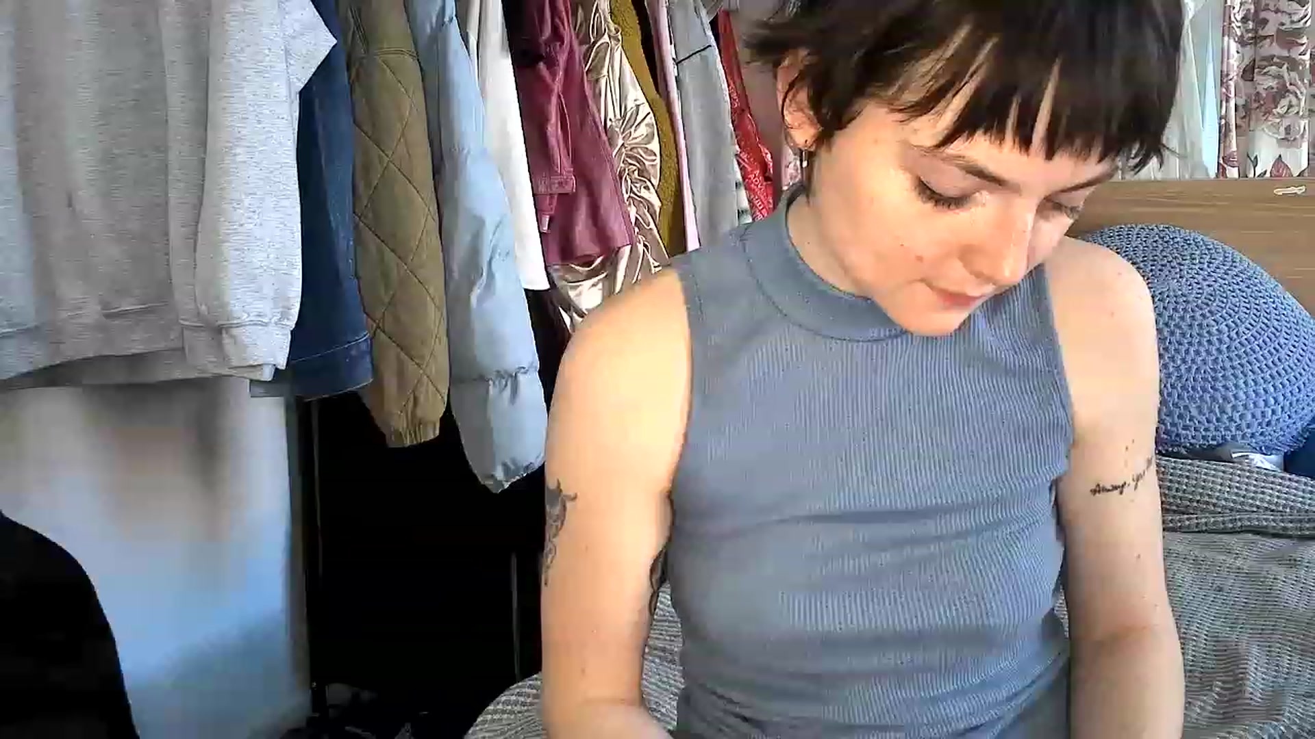 Gallery image thumbnail from Bb_Clover's myfreecams stream on, 04/03/2023, 13:24 image 15 of 20