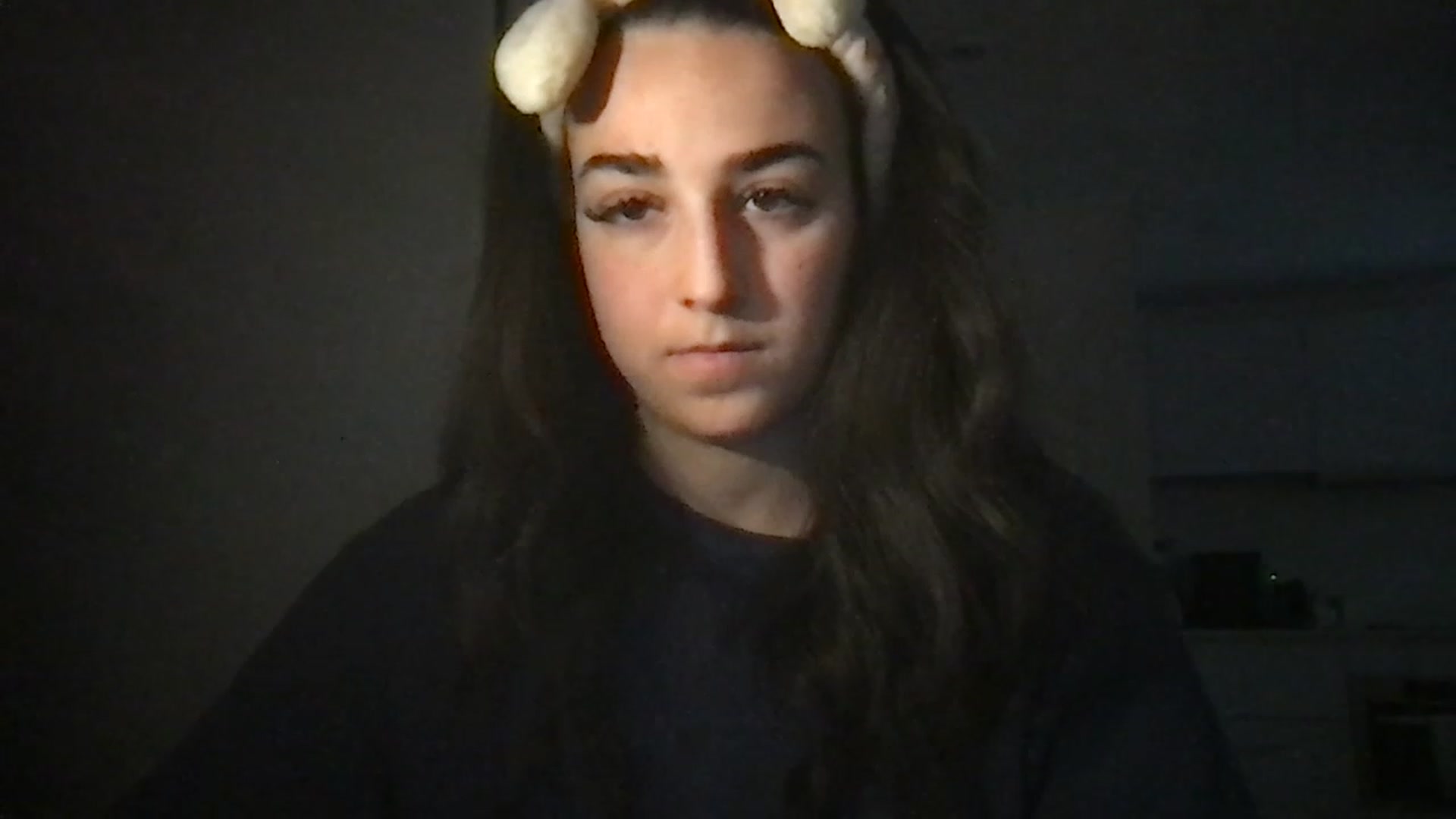 Gallery image thumbnail from Bblucia's myfreecams stream on, 03/08/2023, 17:59 image 17 of 20