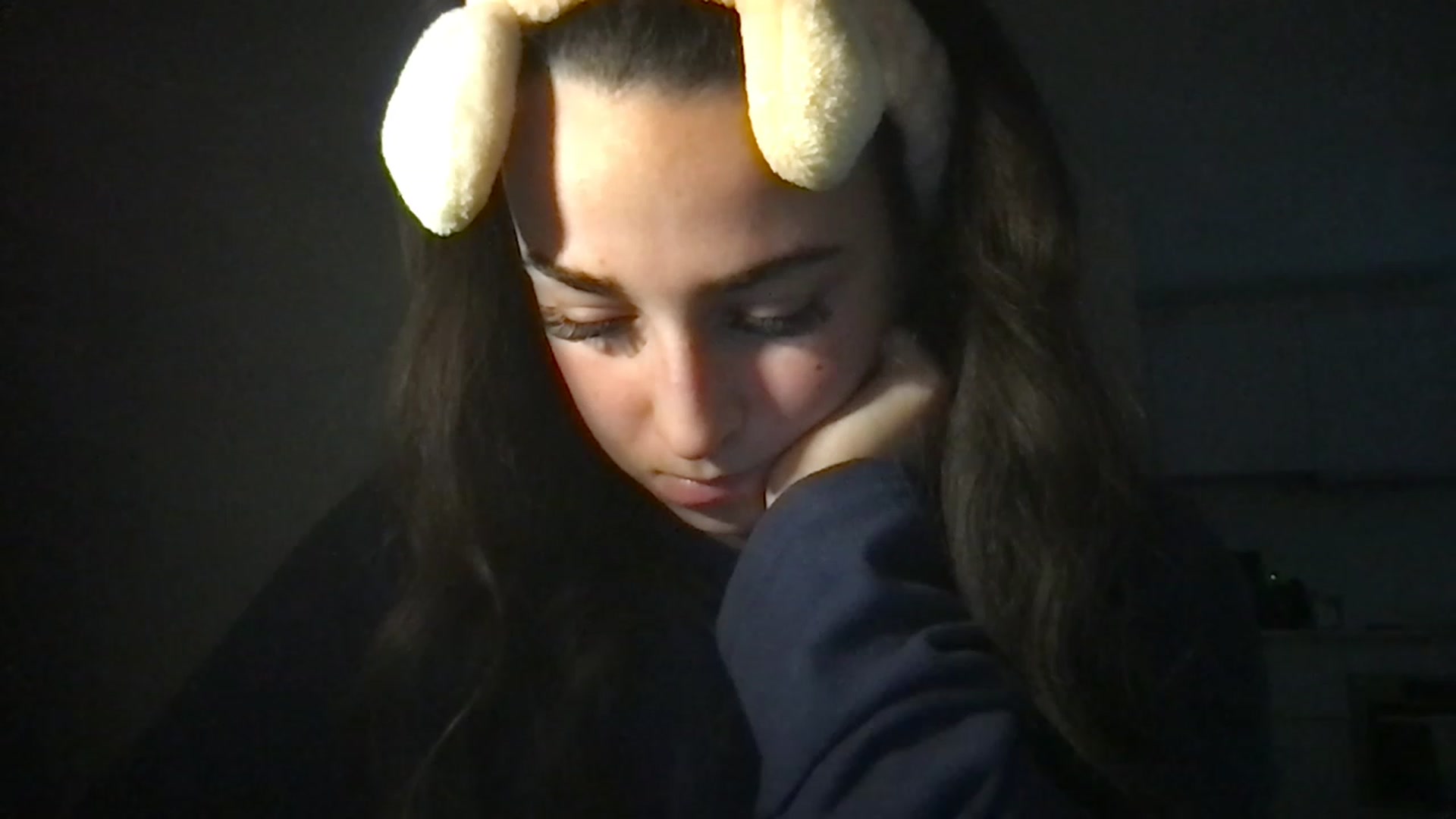 Gallery image thumbnail from Bblucia's myfreecams stream on, 03/08/2023, 17:59 image 19 of 20