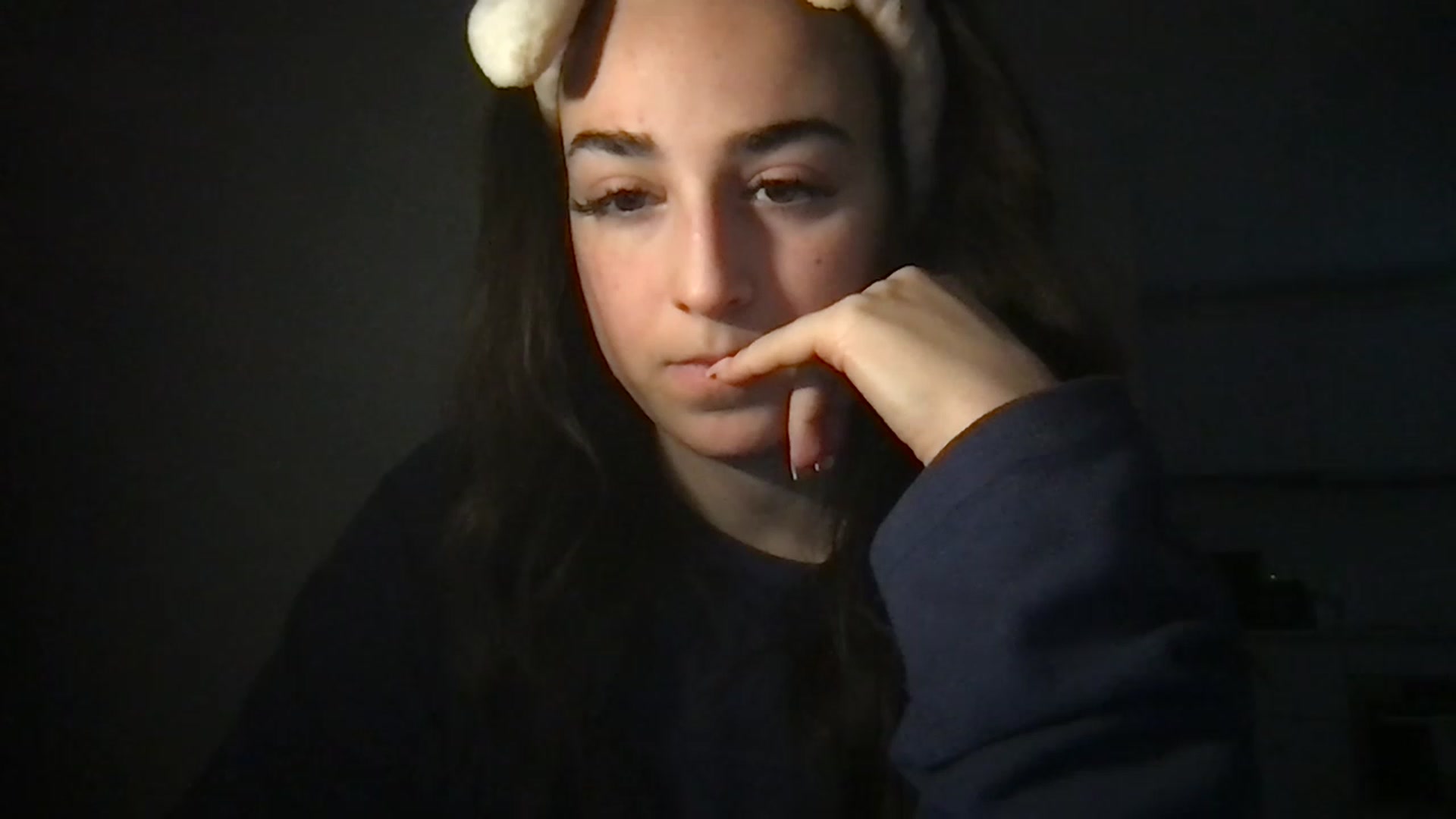 Gallery image thumbnail from Bblucia's myfreecams stream on, 03/08/2023, 17:59 image 20 of 20