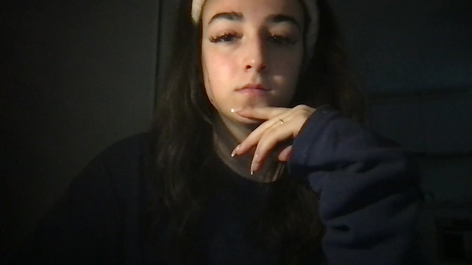 Gallery image thumbnail from Bblucia's myfreecams stream on, 03/08/2023, 17:59 image 6 of 20
