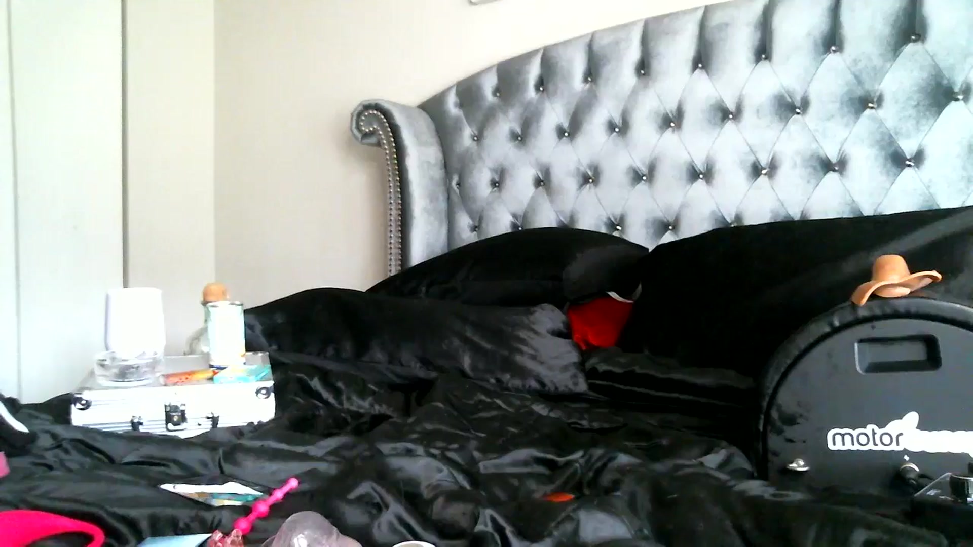 Gallery image thumbnail from BbyGirlRainey's myfreecams stream on, 10/20/2024, 19:47 image 8 of 20
