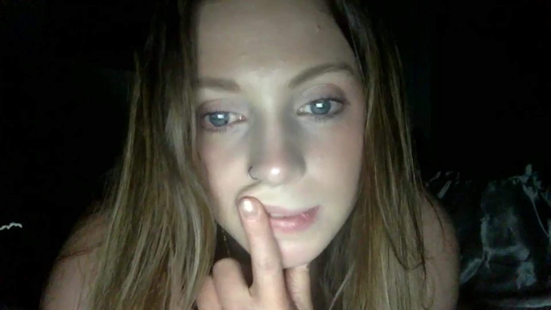 Gallery image thumbnail from Bbyainsley's myfreecams stream on, 06/11/2024, 02:38 image 4 of 20