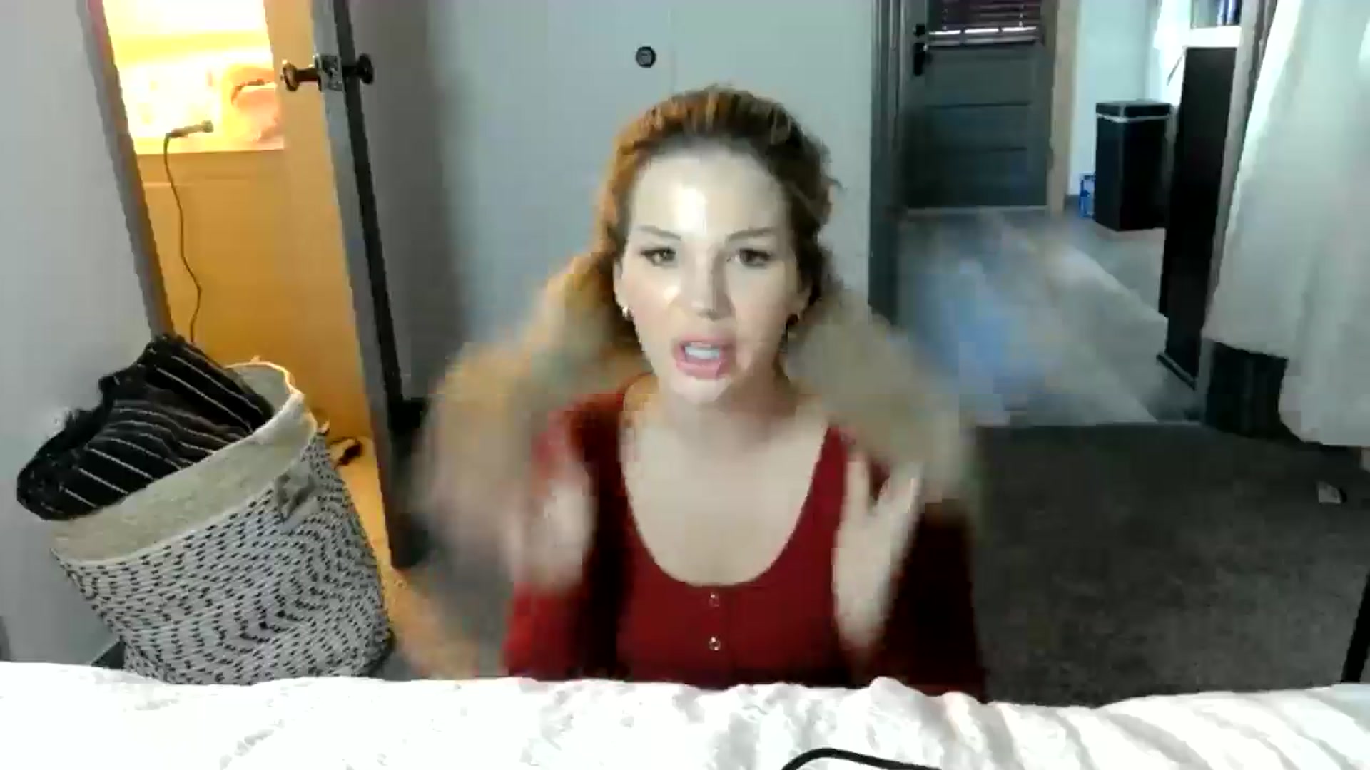 Gallery image thumbnail from Bbyainsley's myfreecams stream on, 09/14/2024, 23:06 image 12 of 20