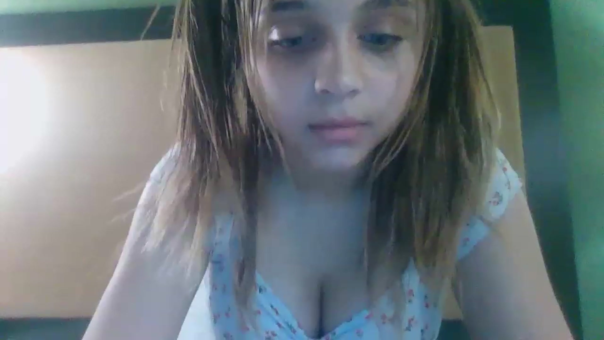 Gallery image thumbnail from Bbyekaterina's myfreecams stream on, 04/05/2023, 08:07 image 19 of 20