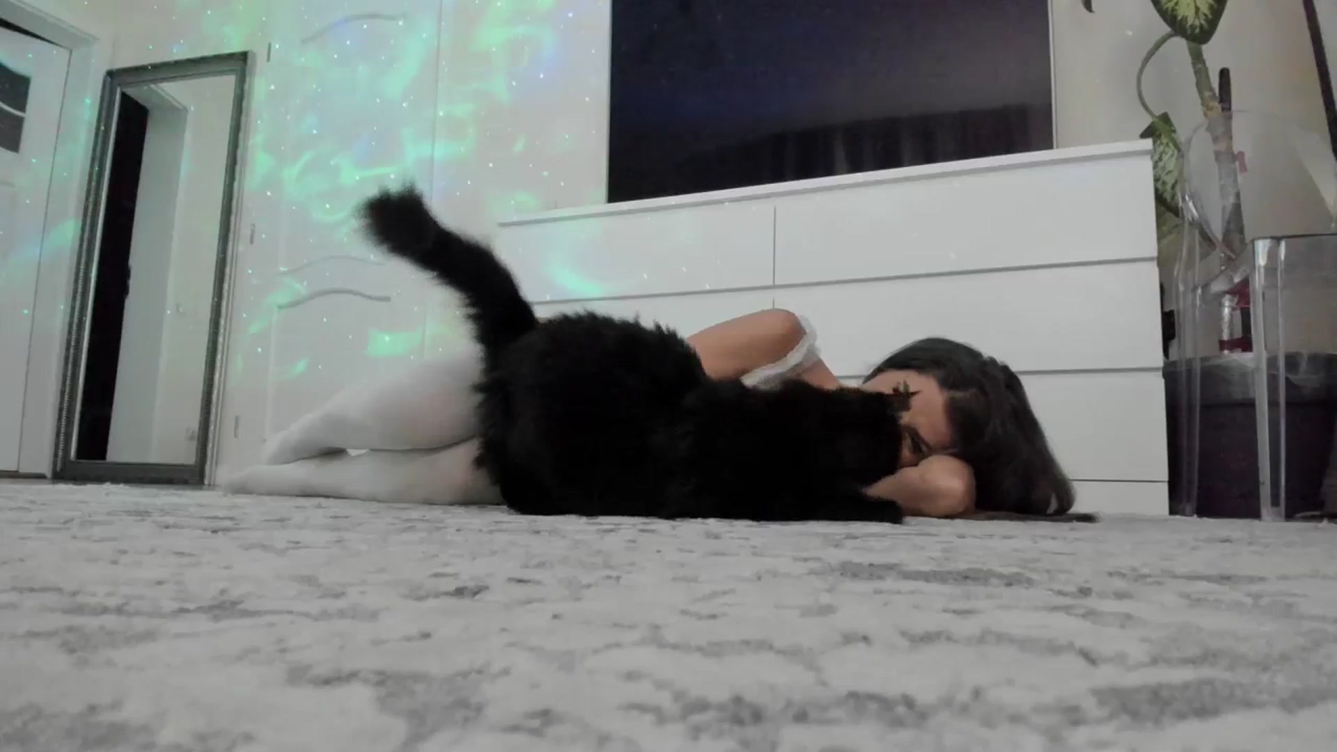 Gallery image thumbnail from Bd4y0Bella's myfreecams stream on, 04/01/2024, 24:44 image 12 of 20