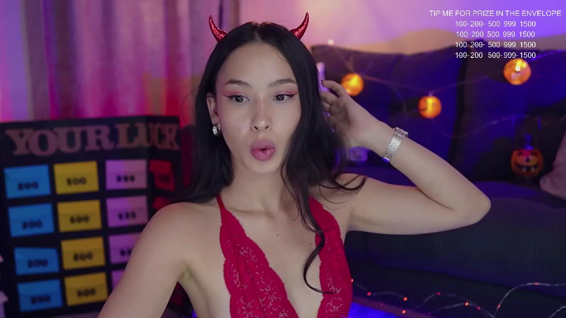 Gallery image thumbnail from BdayAlejandra's myfreecams stream on, 10/19/2023, 05:56 image 2 of 20