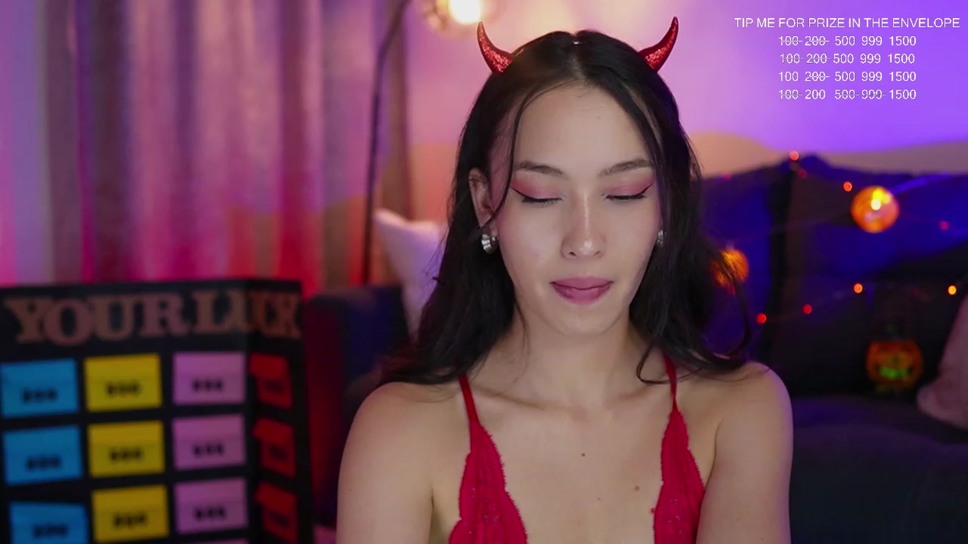 Gallery image thumbnail from BdayAlejandra's myfreecams stream on, 10/19/2023, 05:56 image 8 of 20