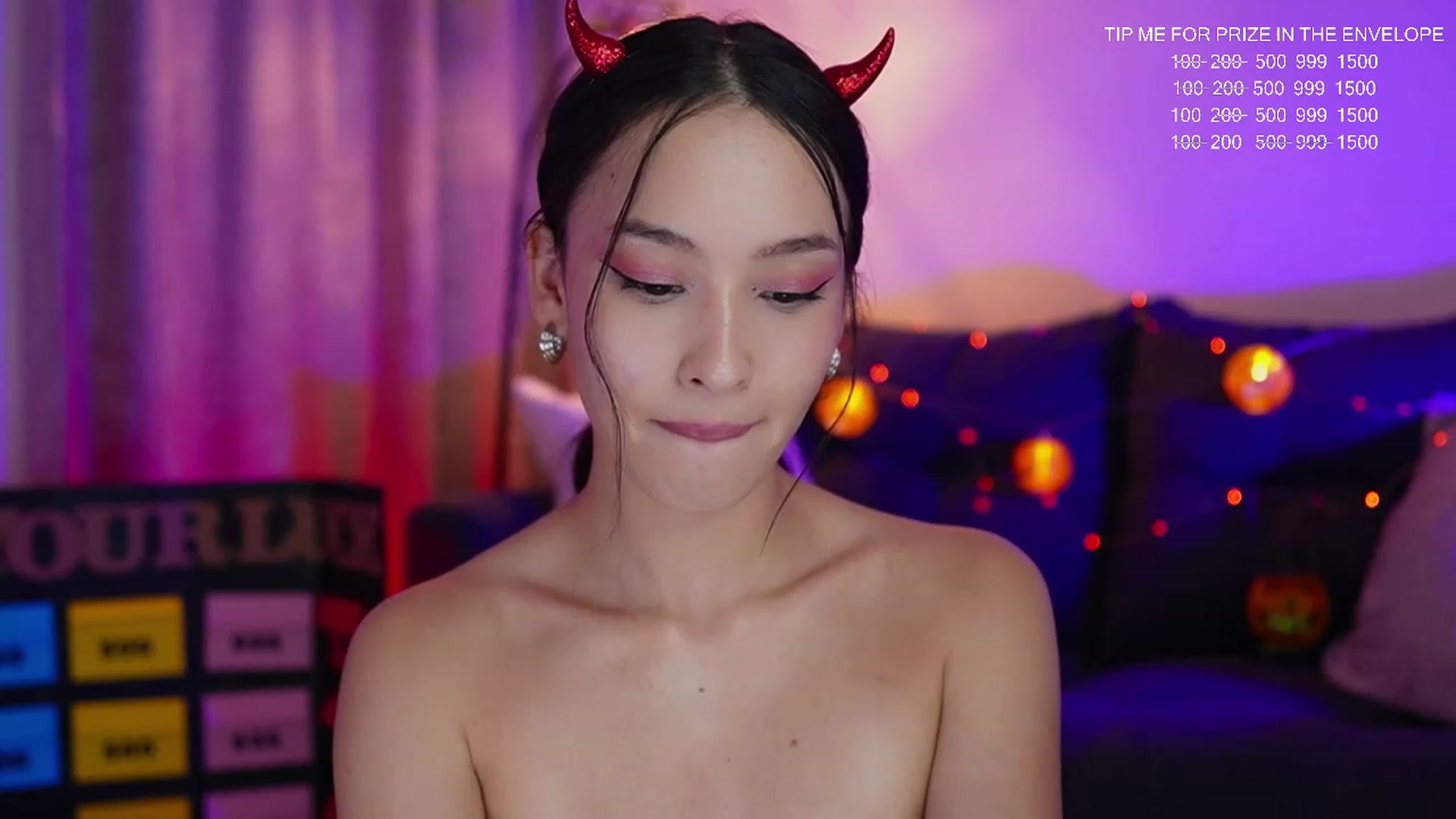 Gallery image thumbnail from BdayAlejandra's myfreecams stream on, 10/19/2023, 05:56 image 18 of 20