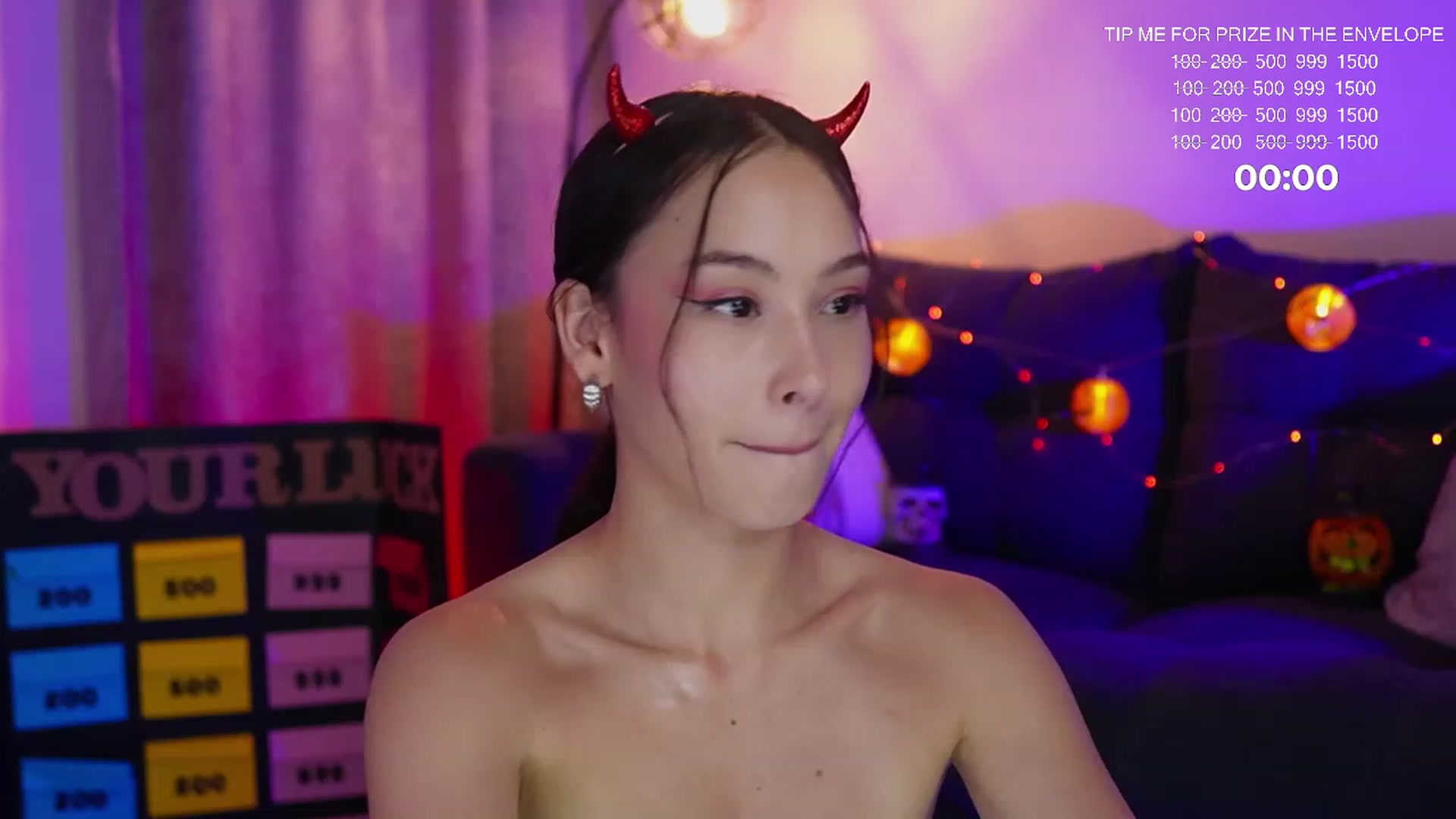 Gallery image thumbnail from BdayAlejandra's myfreecams stream on, 10/19/2023, 05:56 image 16 of 20