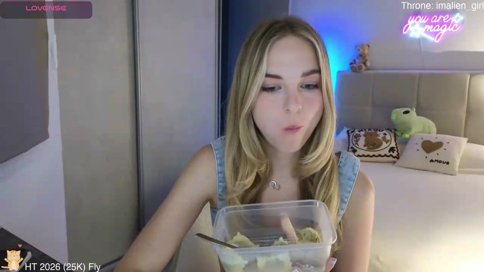 Gallery image thumbnail from BdayAlien's myfreecams stream on, 06/18/2026, 22:05 image 8 of 20